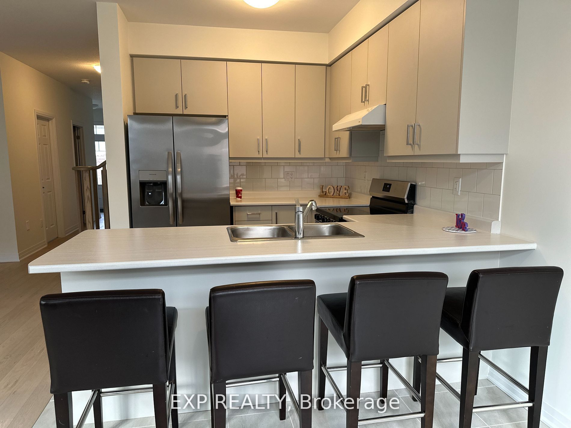 129 Masters Street Property Photo 11