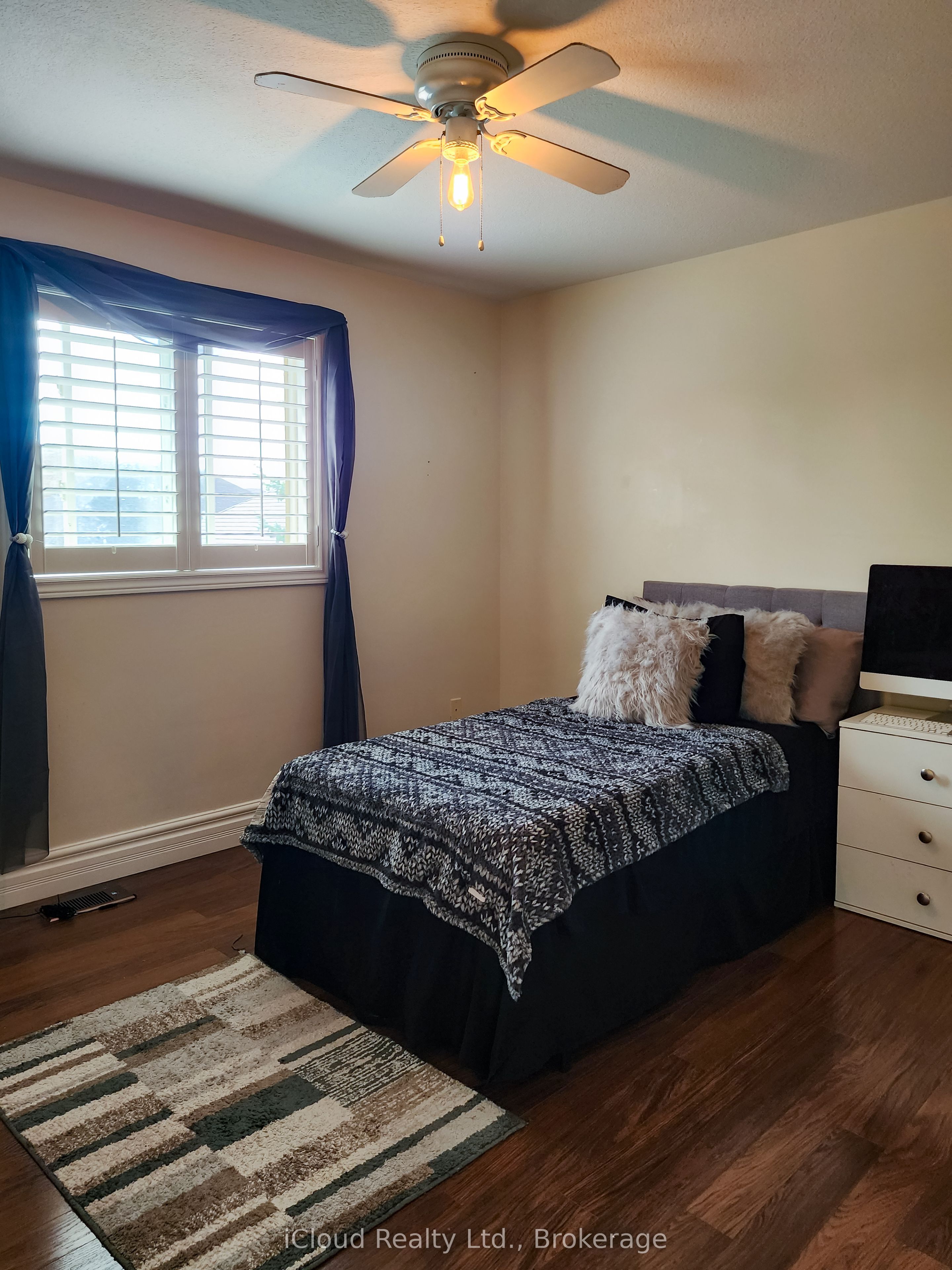 55 Magnificent Way Property Photo 15