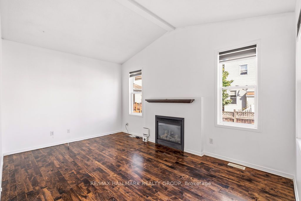 1037 Fieldfair Way Property Photo 18
