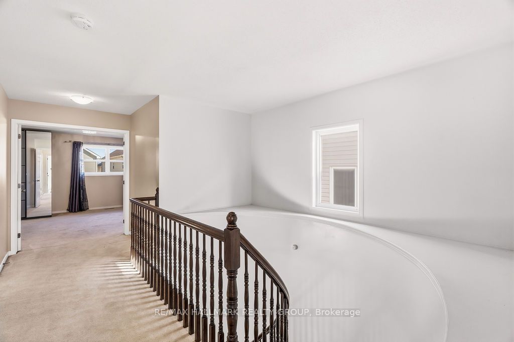 1037 Fieldfair Way Property Photo 22