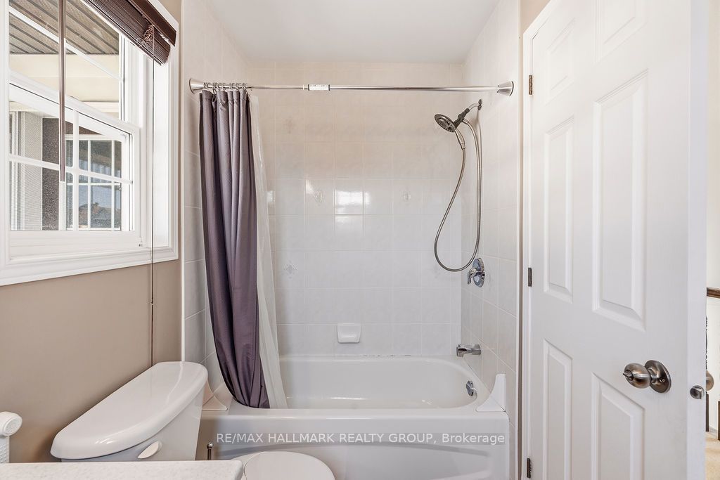 1037 Fieldfair Way Property Photo 34