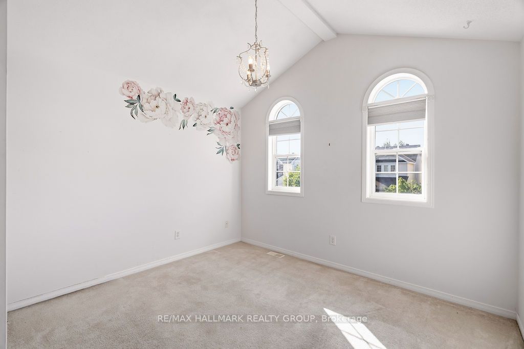 1037 Fieldfair Way Property Photo 35