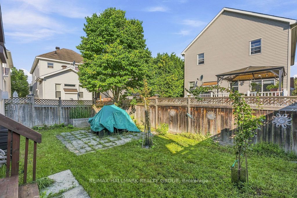 1037 Fieldfair Way Property Photo 43