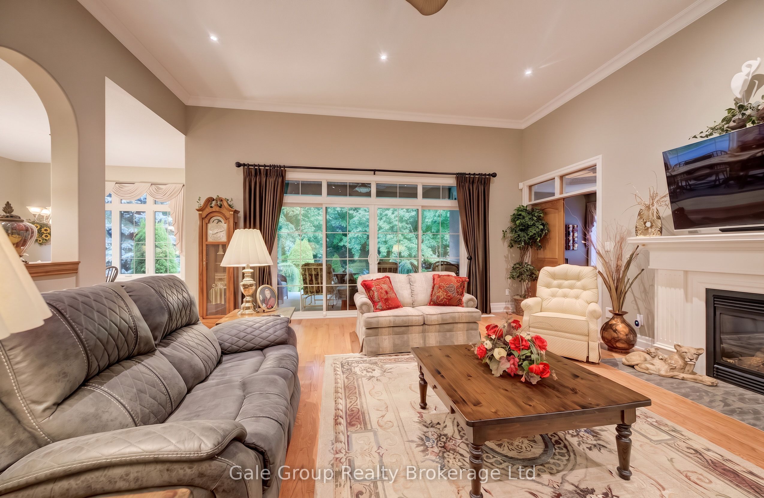 612 Lakeview Drive Property Photo 15