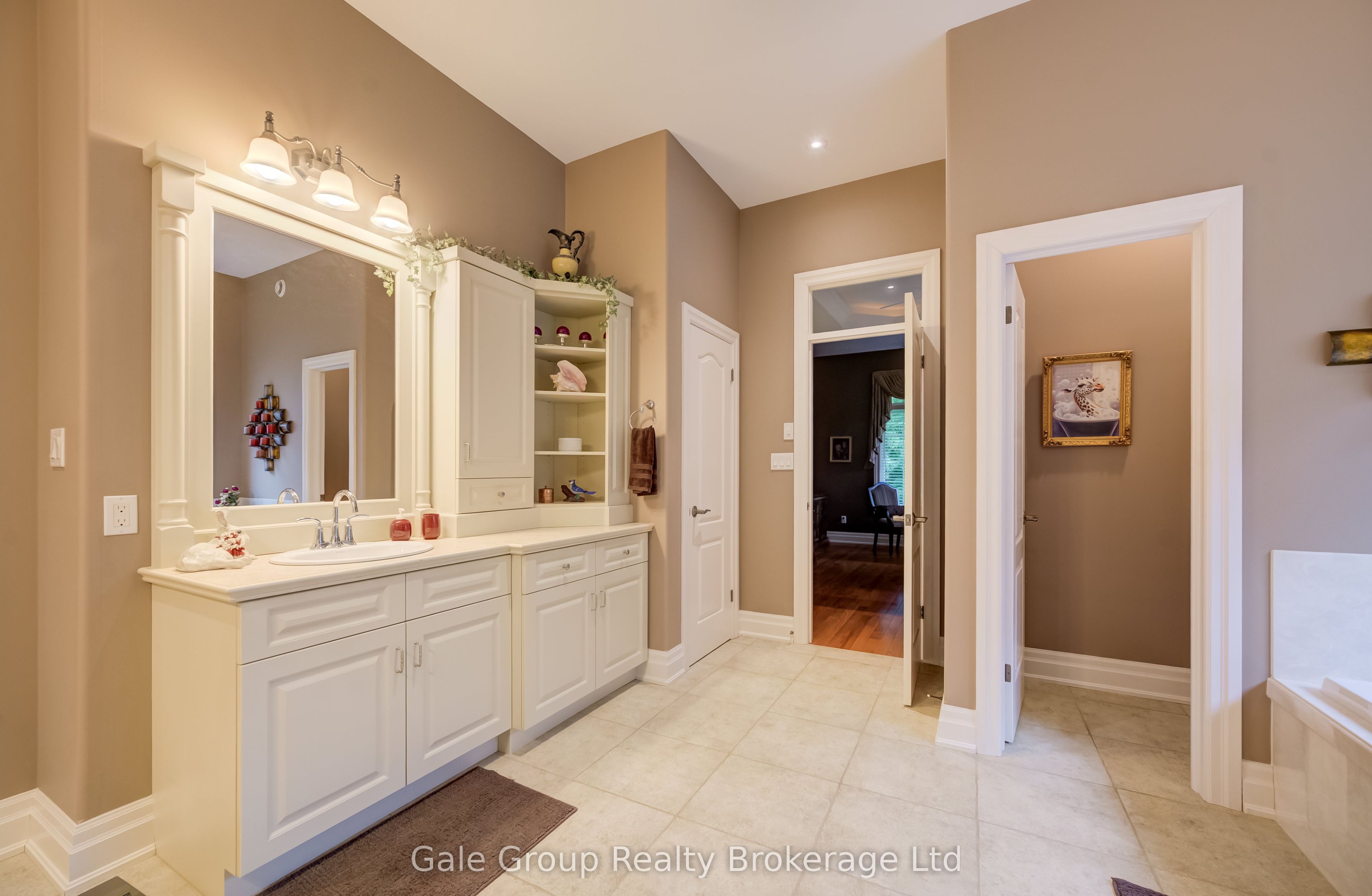 612 Lakeview Drive Property Photo 27