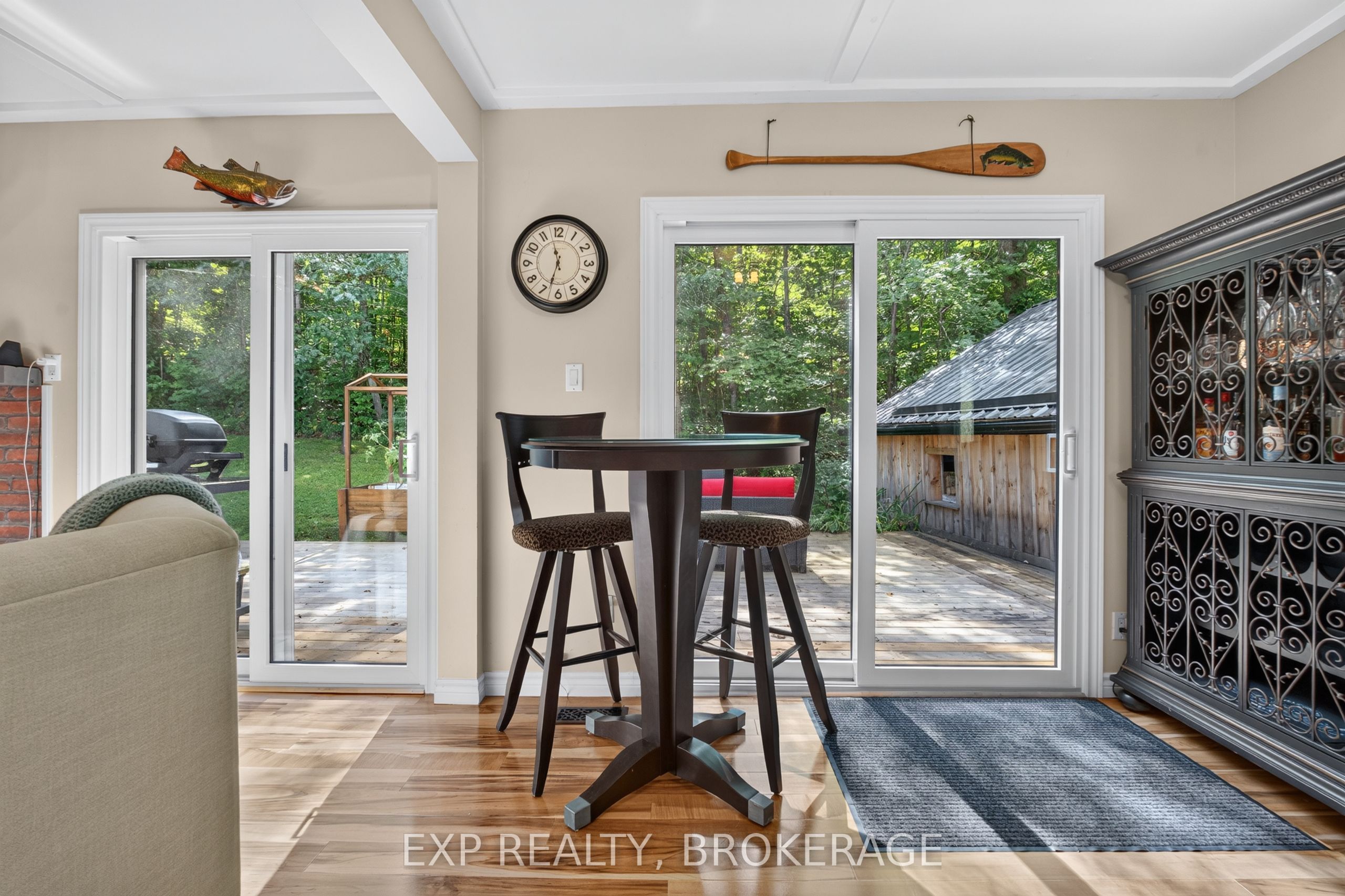 22053 Highway 7 Property Photo 12