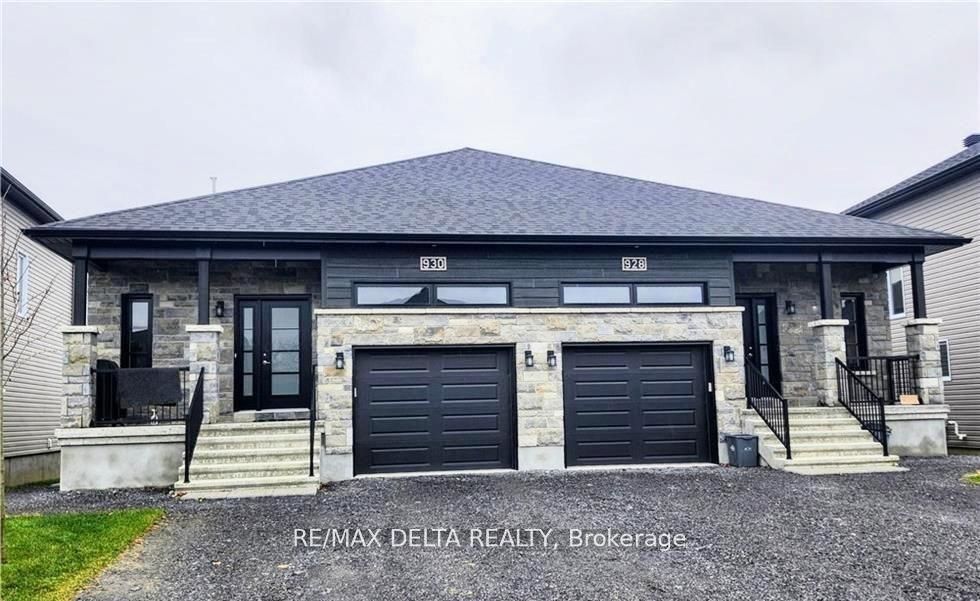 928 Chablis Crescent Property Photo 1