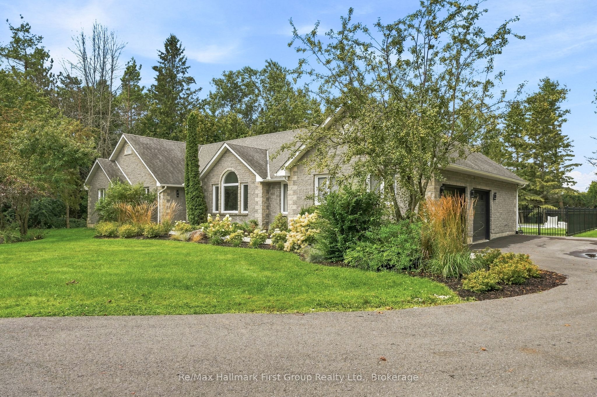 170 Keewatin Drive Property Photo 1