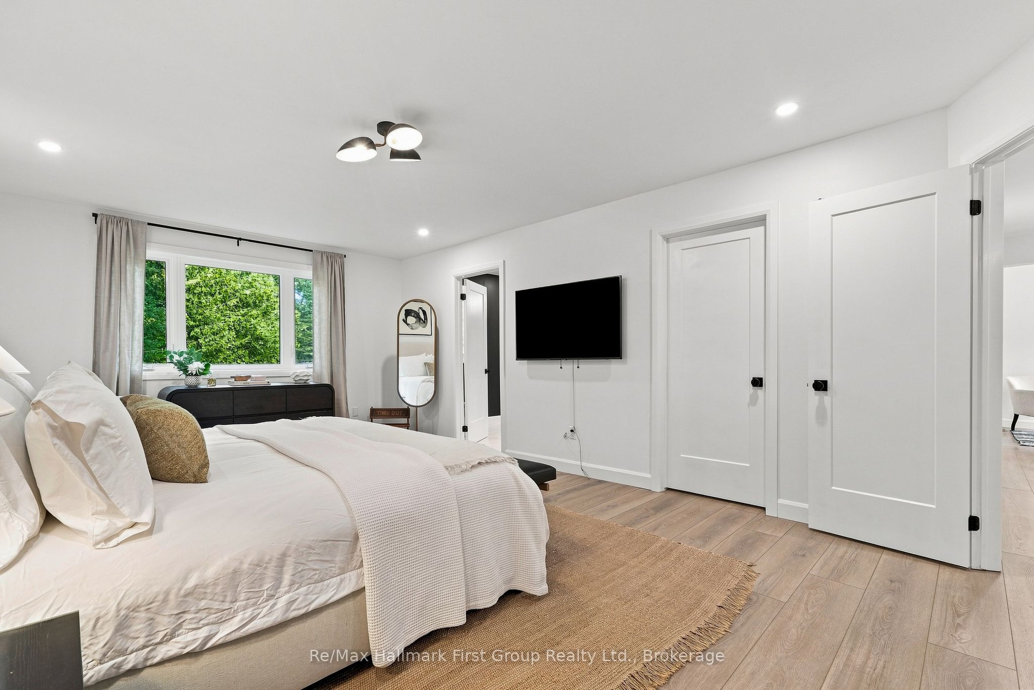 170 Keewatin Drive Property Photo 22