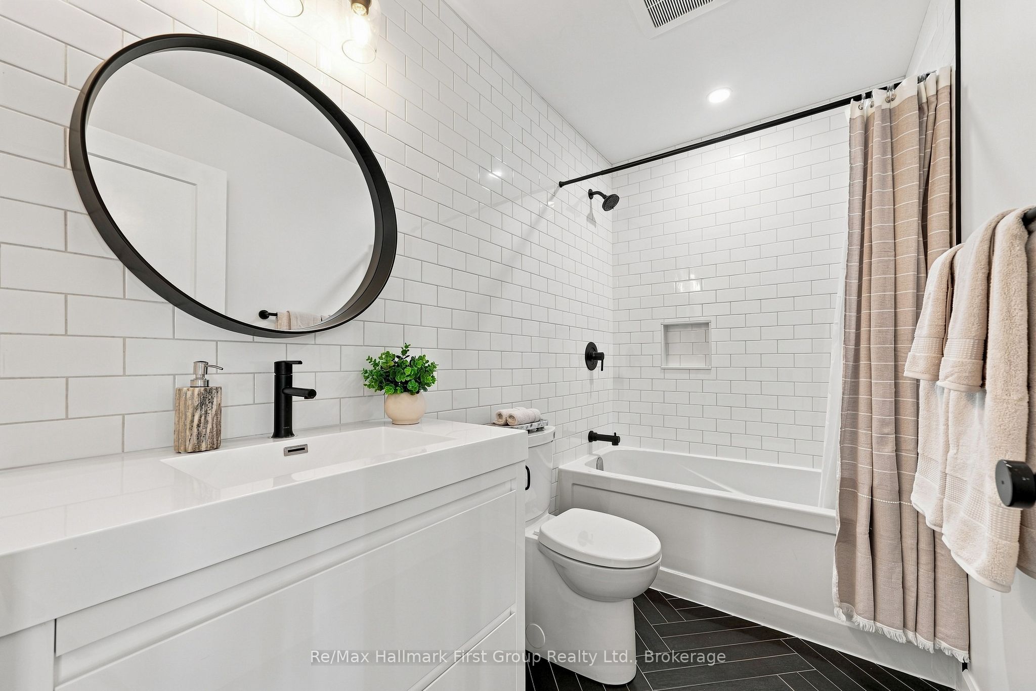 170 Keewatin Drive Property Photo 29