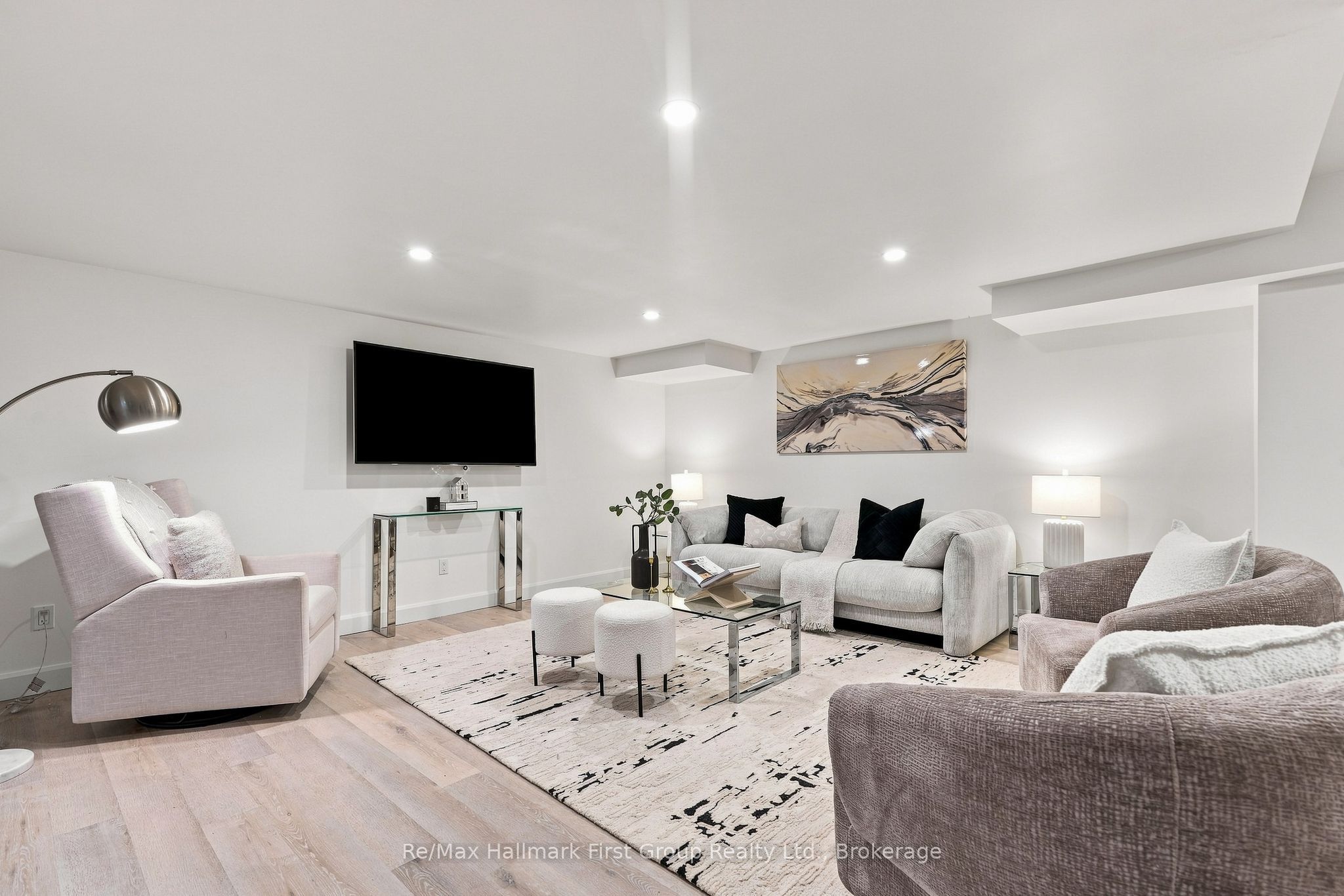 170 Keewatin Drive Property Photo 38