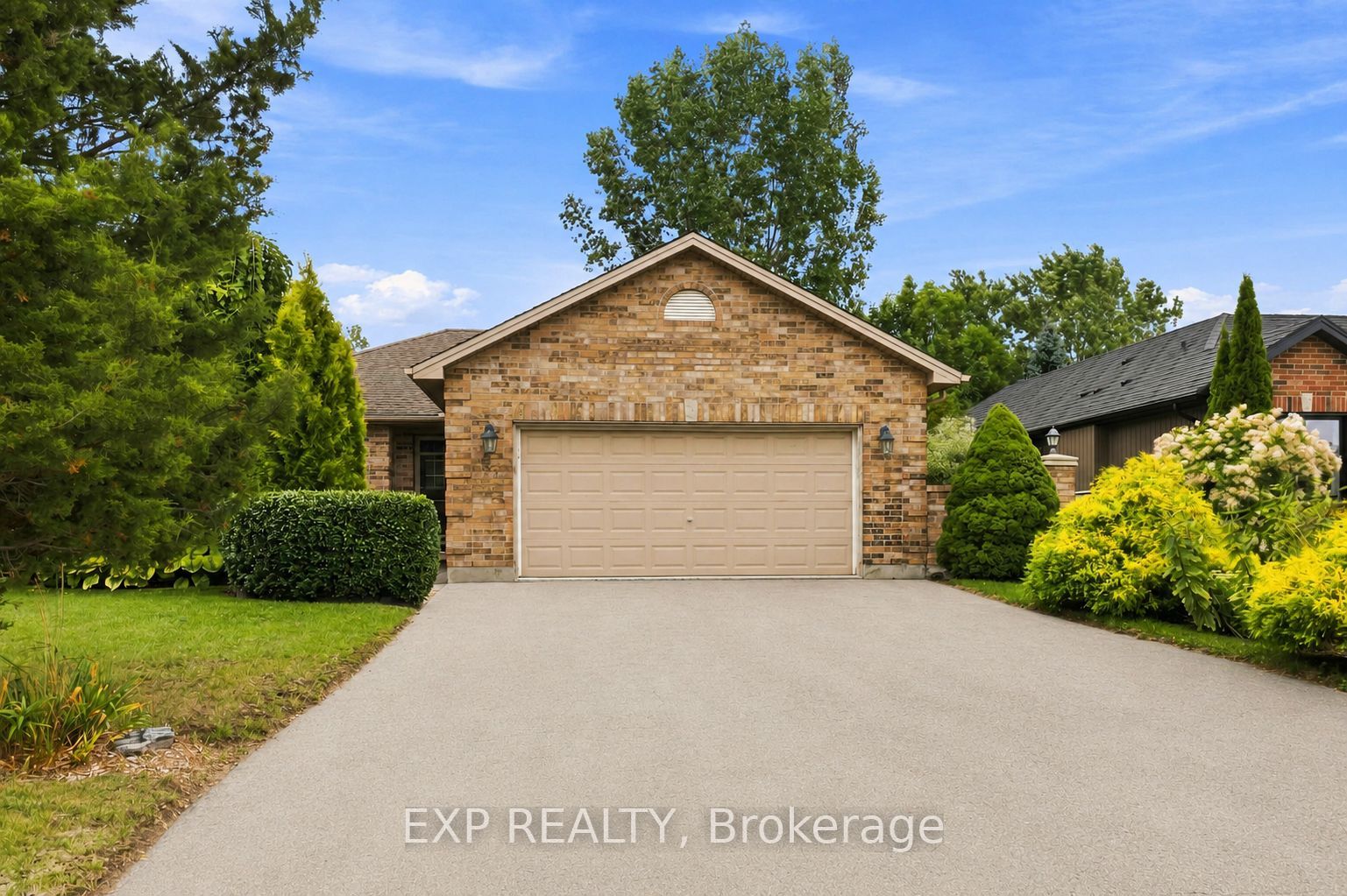 144 Stephen Moore Drive Property Photo 1