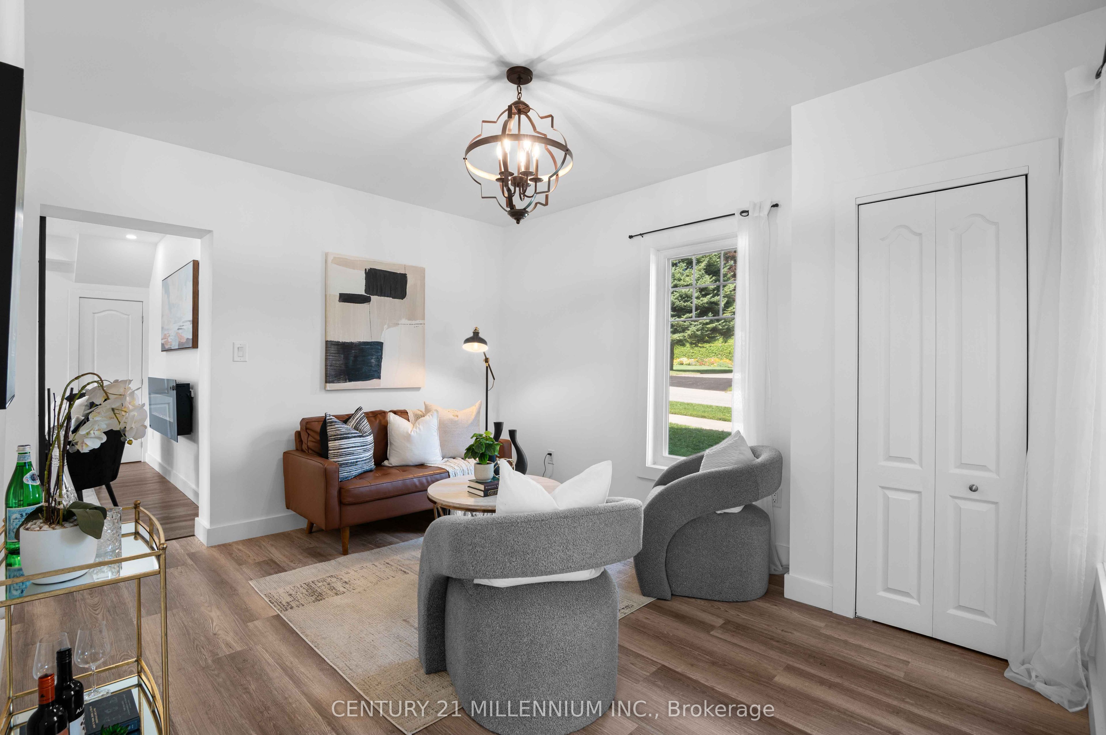50 Leeson Street S Property Photo 11