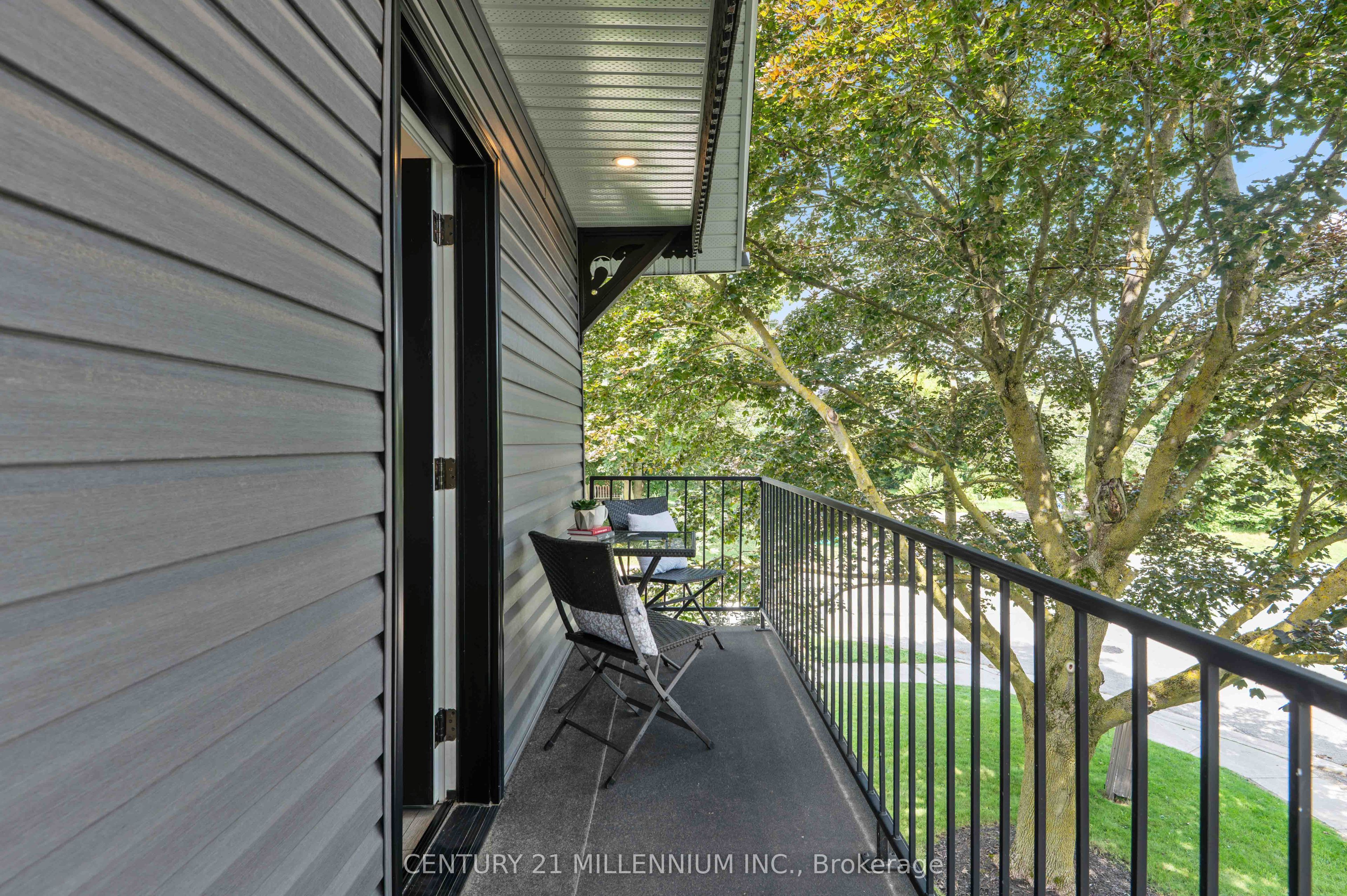 50 Leeson Street S Property Photo 16