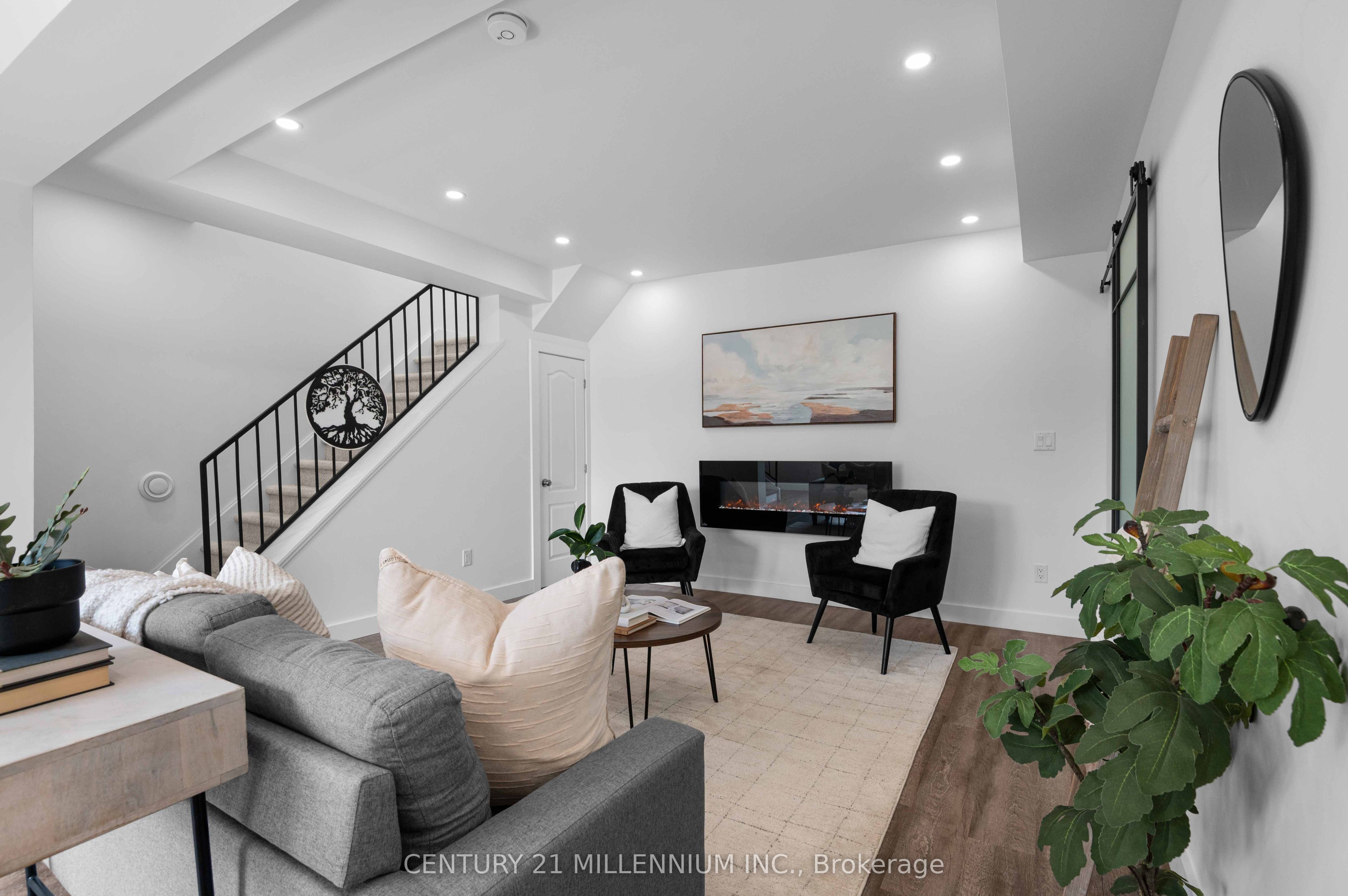 50 Leeson Street S Property Photo 28