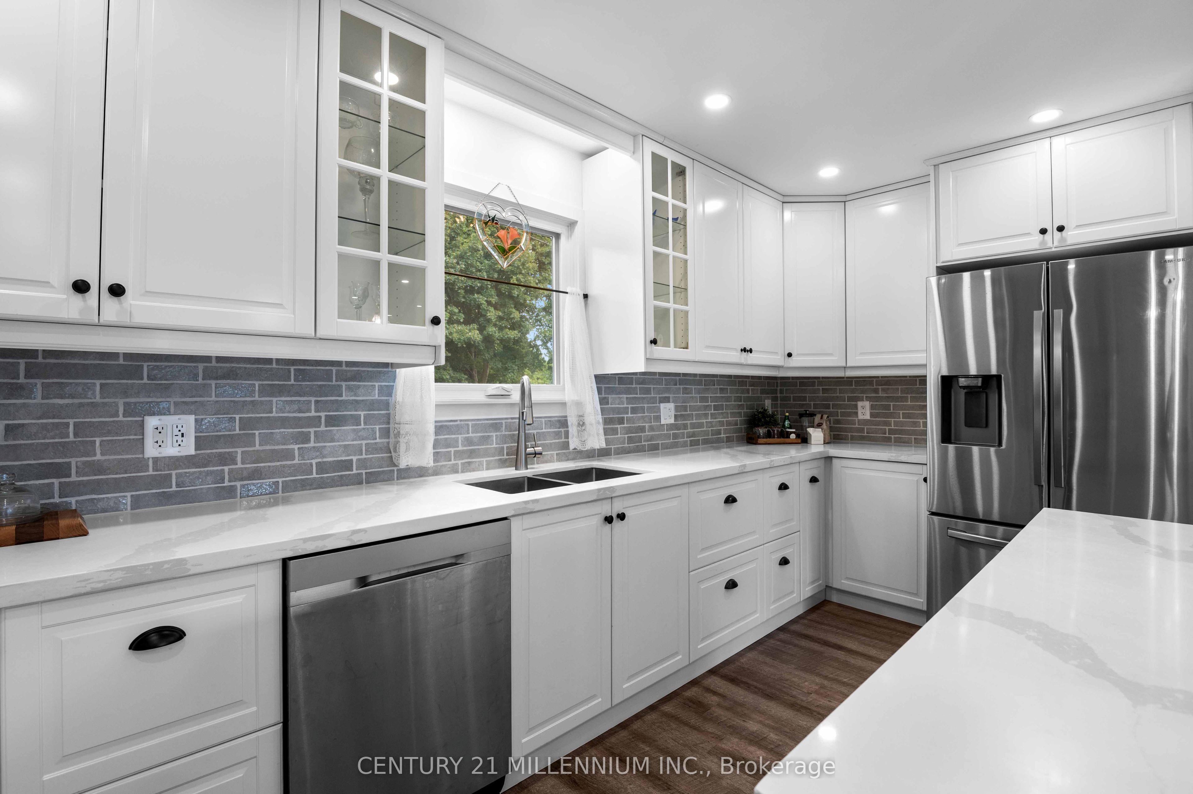 50 Leeson Street S Property Photo 39