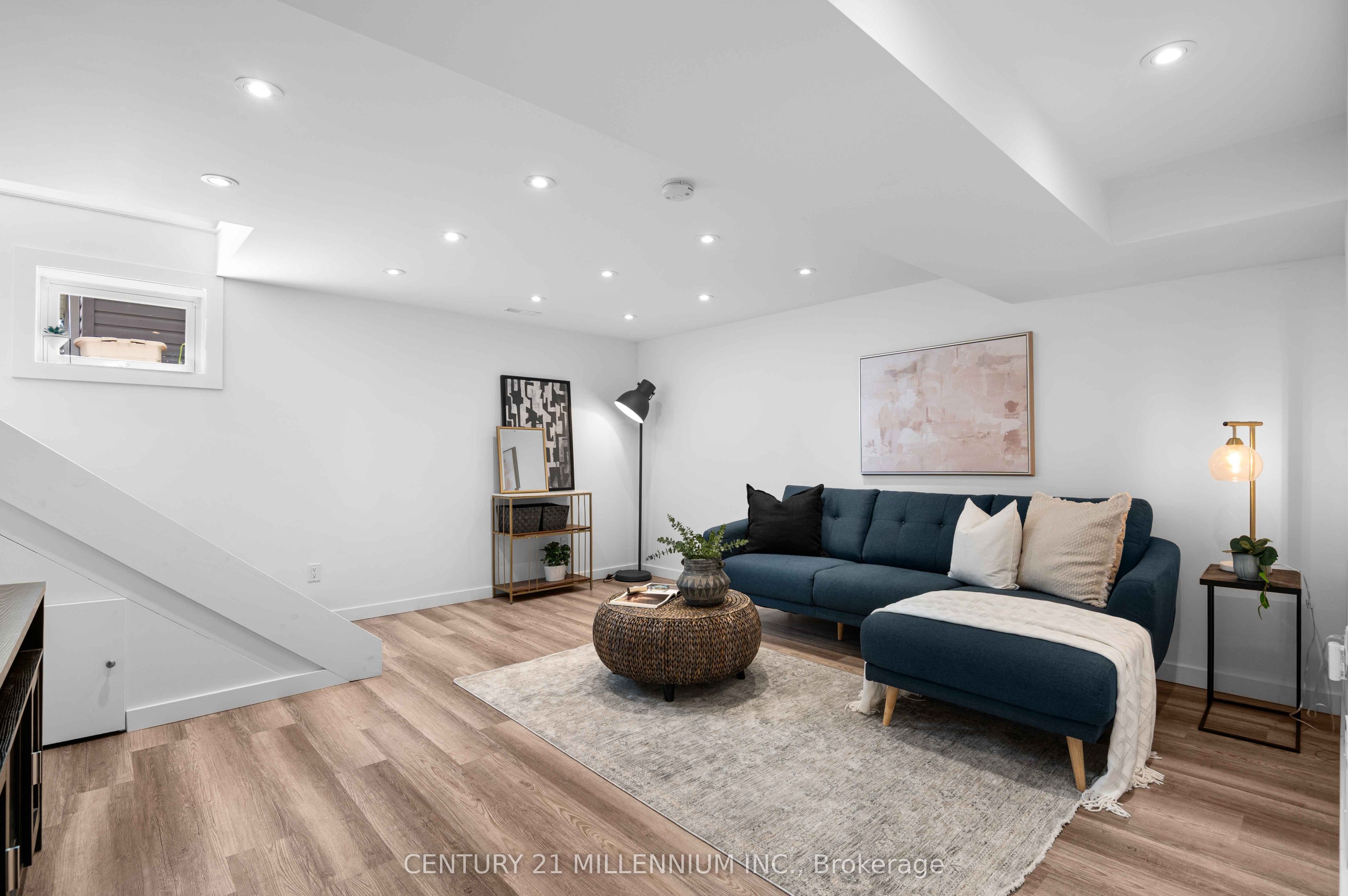 50 Leeson Street S Property Photo 44