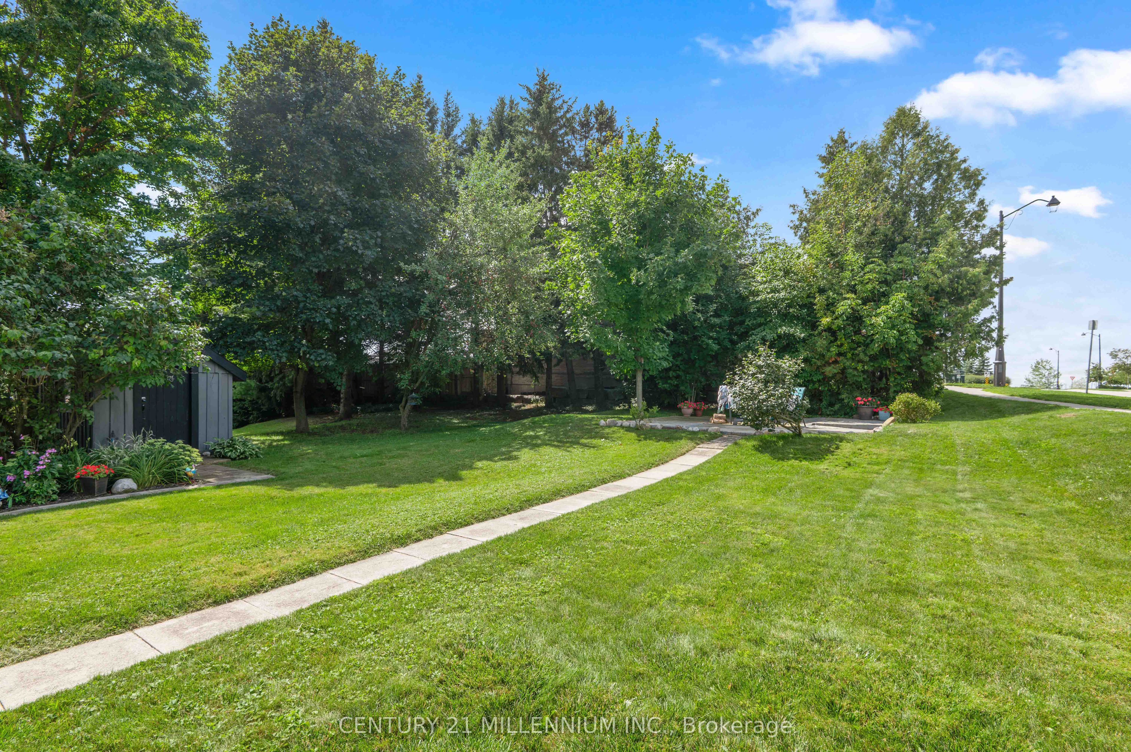 50 Leeson Street S Property Photo 49