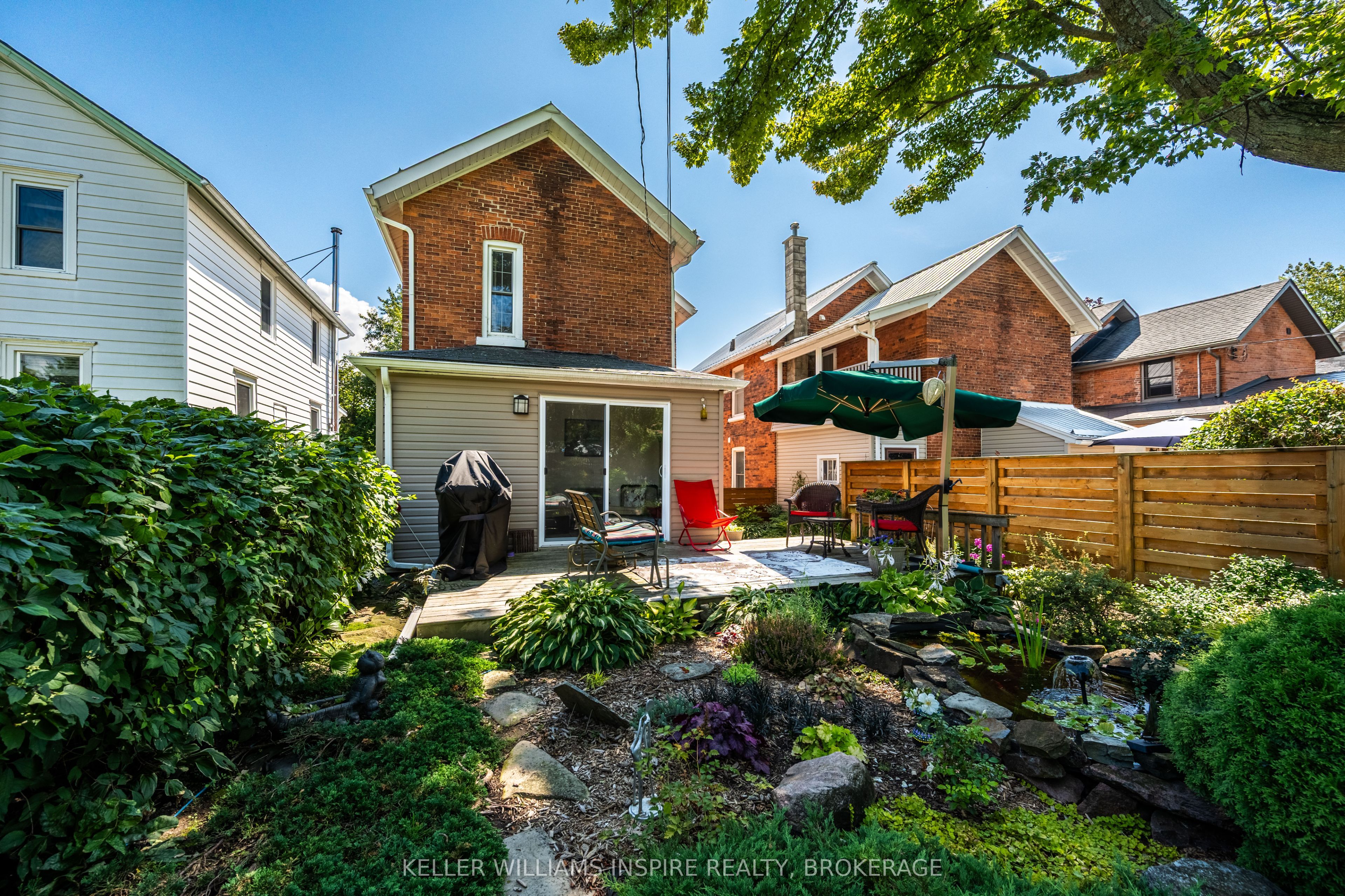 124 John Street Property Photo 6