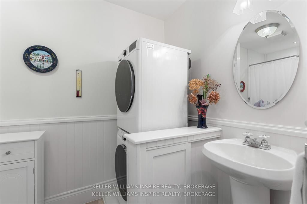 124 John Street Property Photo 28