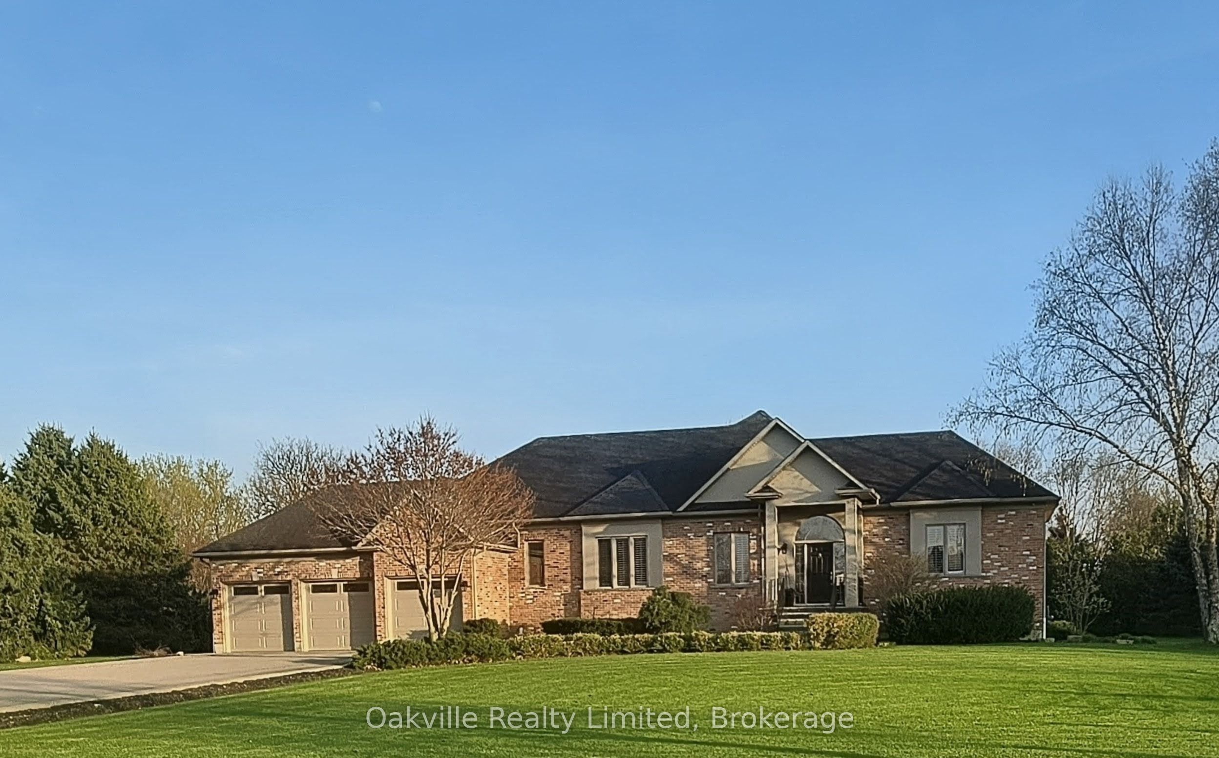 45 Gatepost Place Property Photo 1