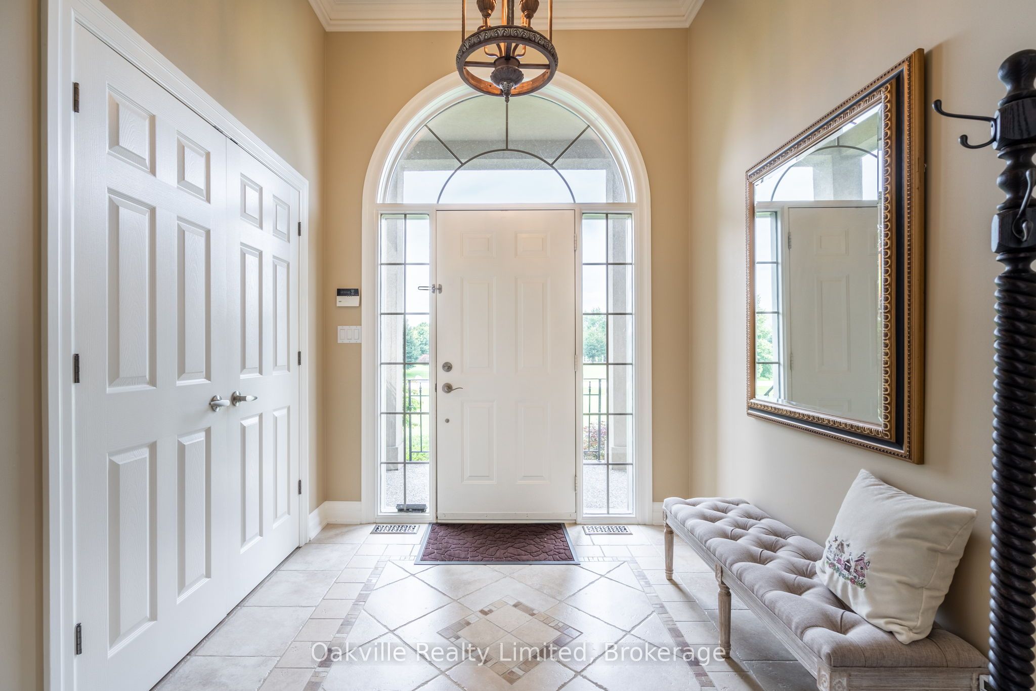 45 Gatepost Place Property Photo 4