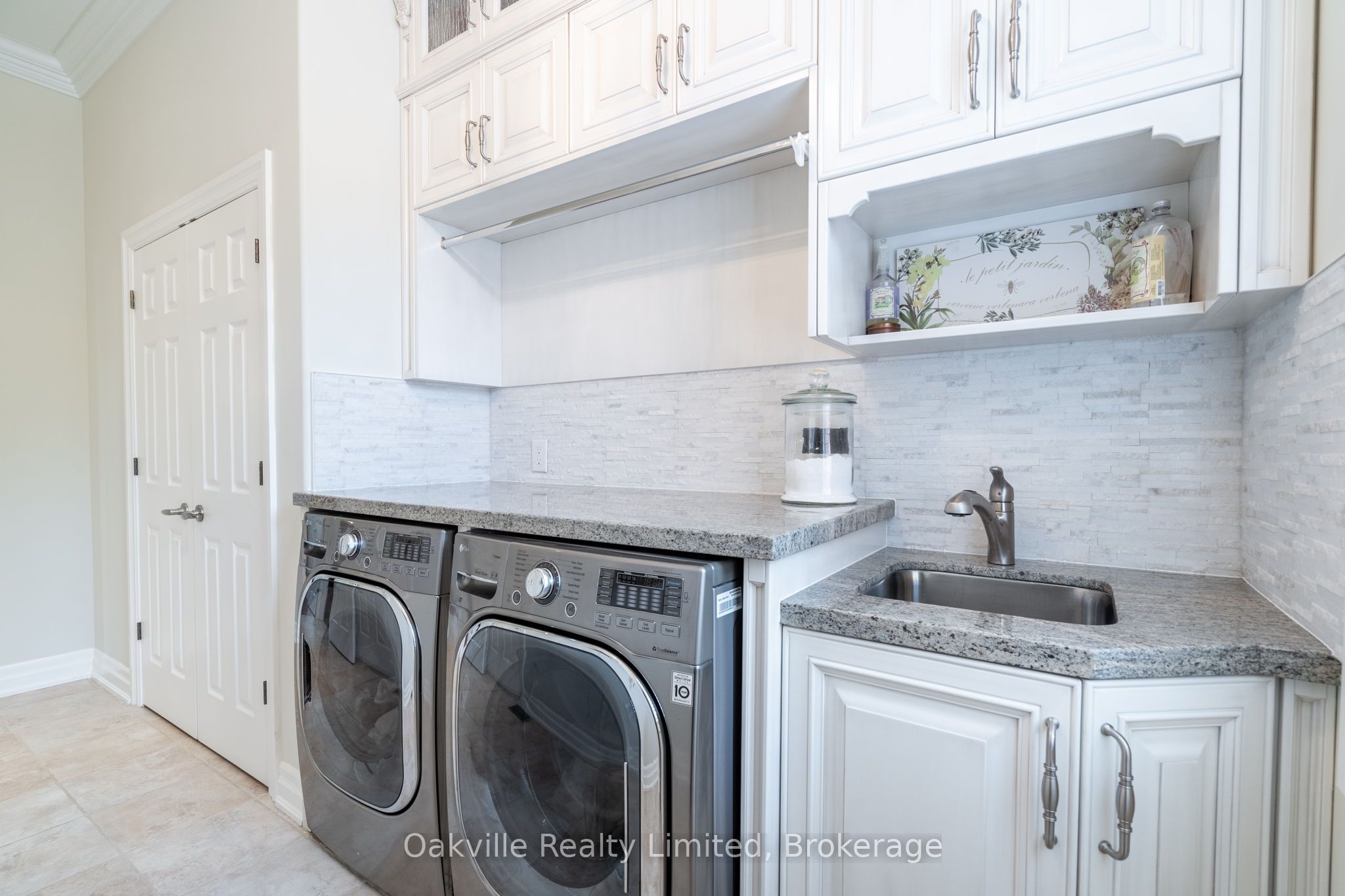 45 Gatepost Place Property Photo 21