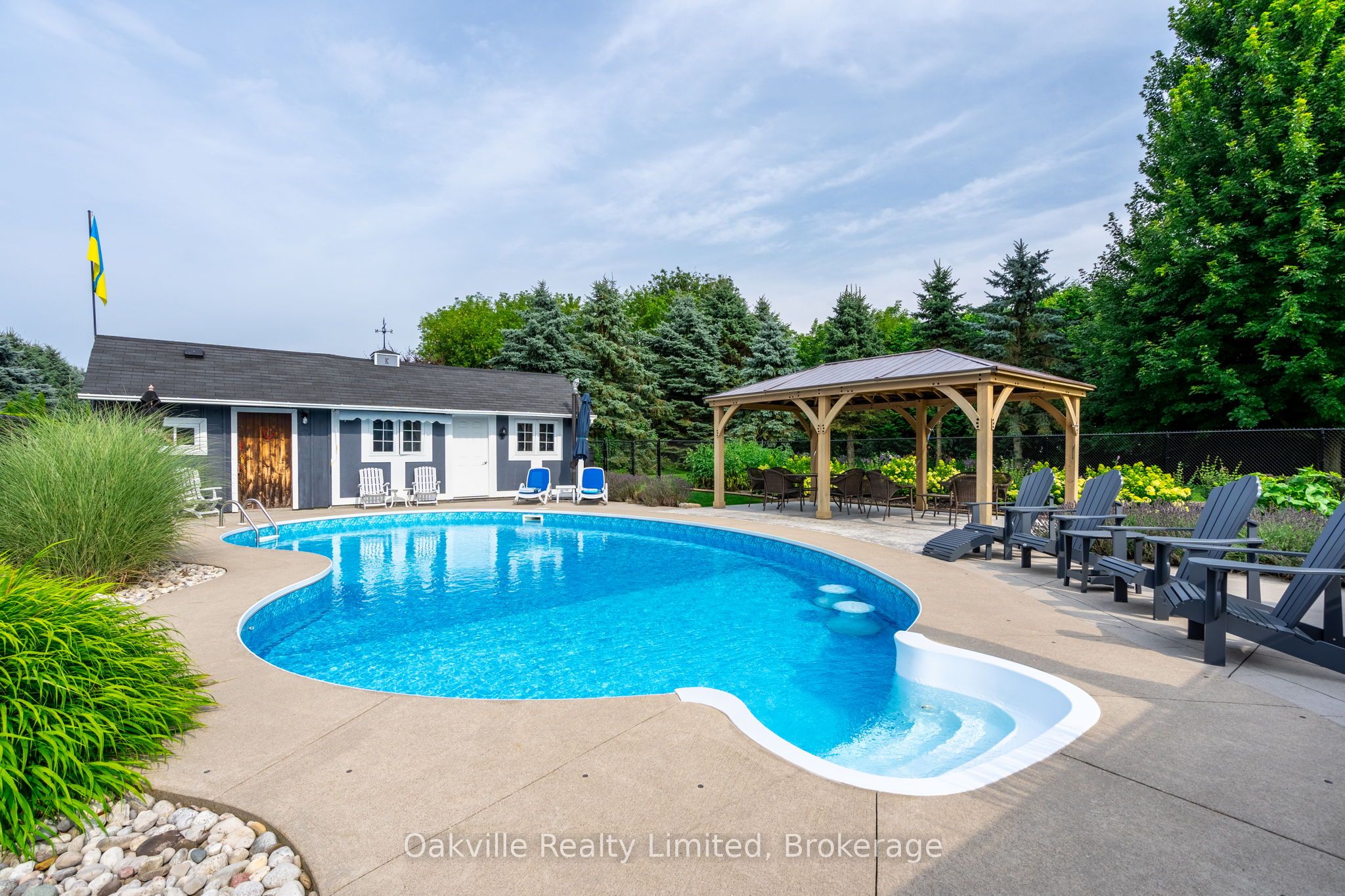 45 Gatepost Place Property Photo 40