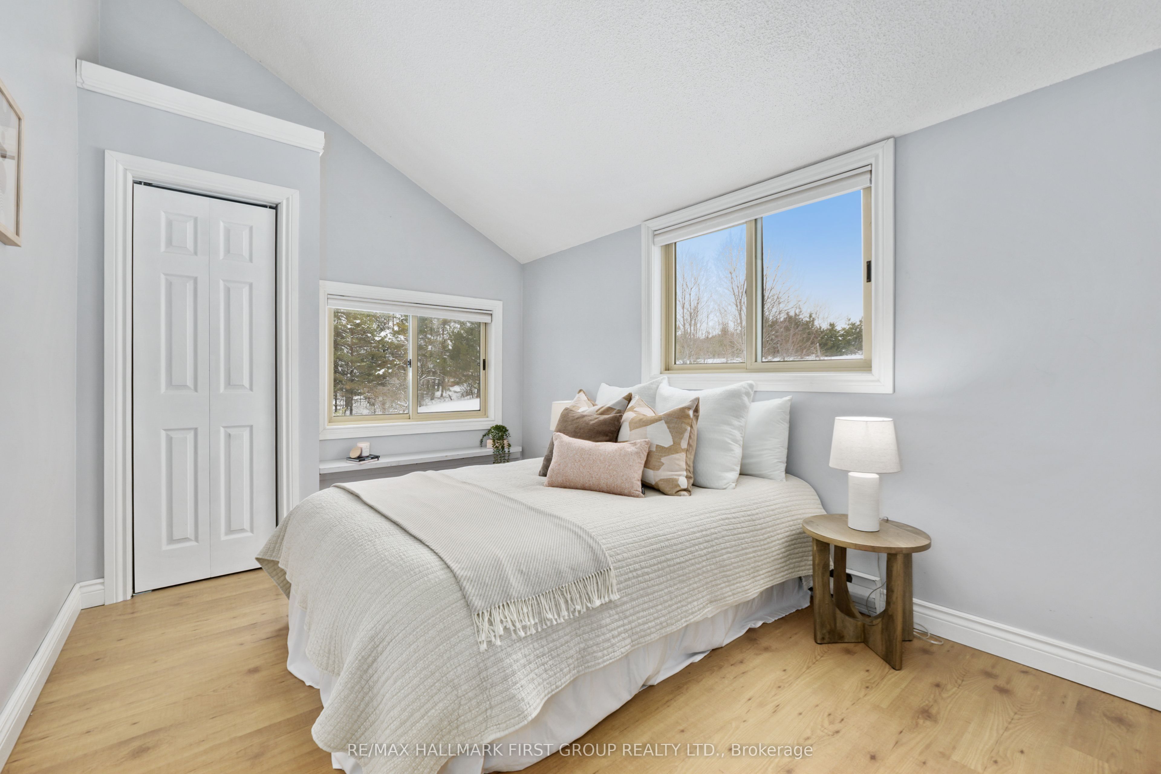 110 Davis Road Property Photo 27