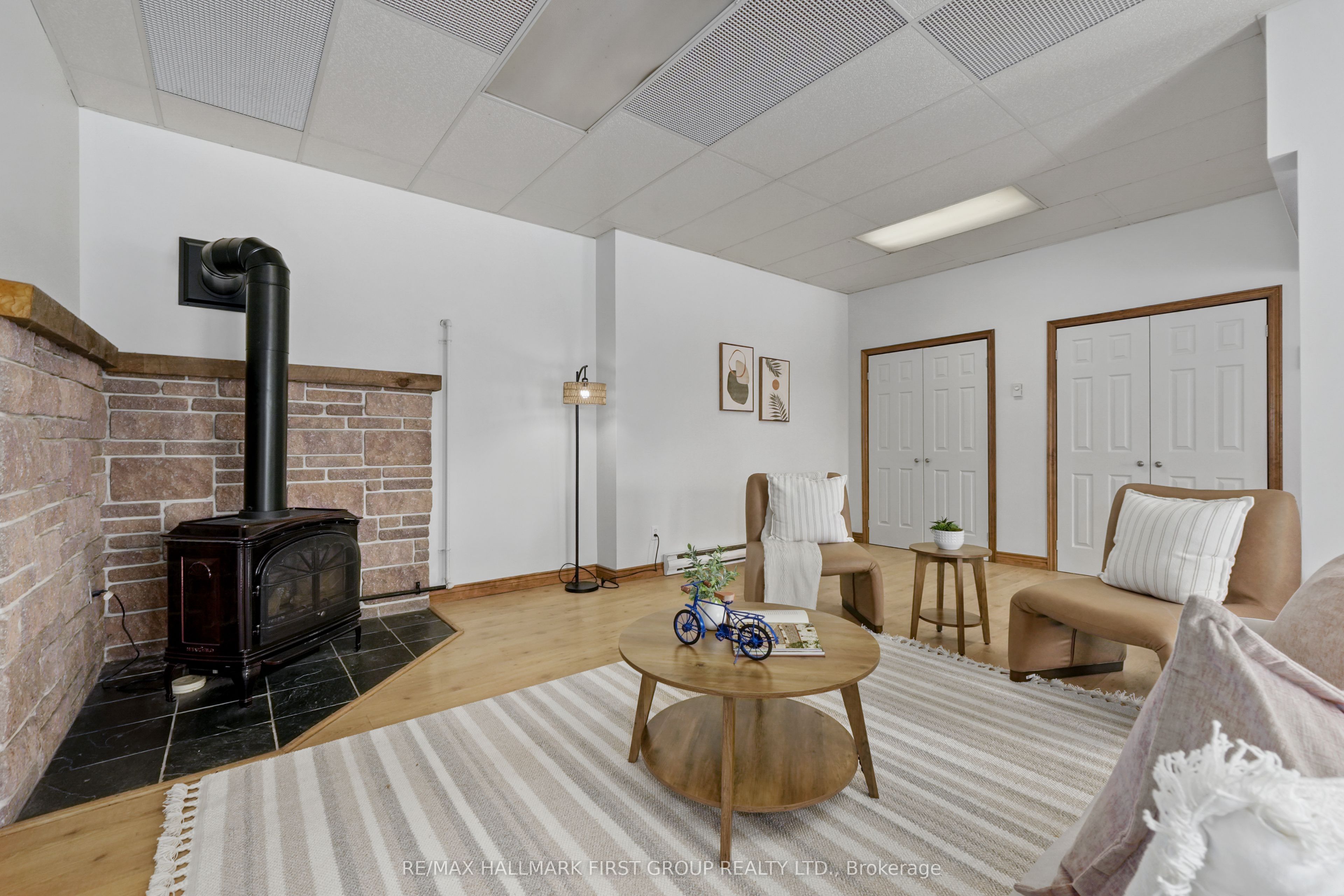 110 Davis Road Property Photo 34