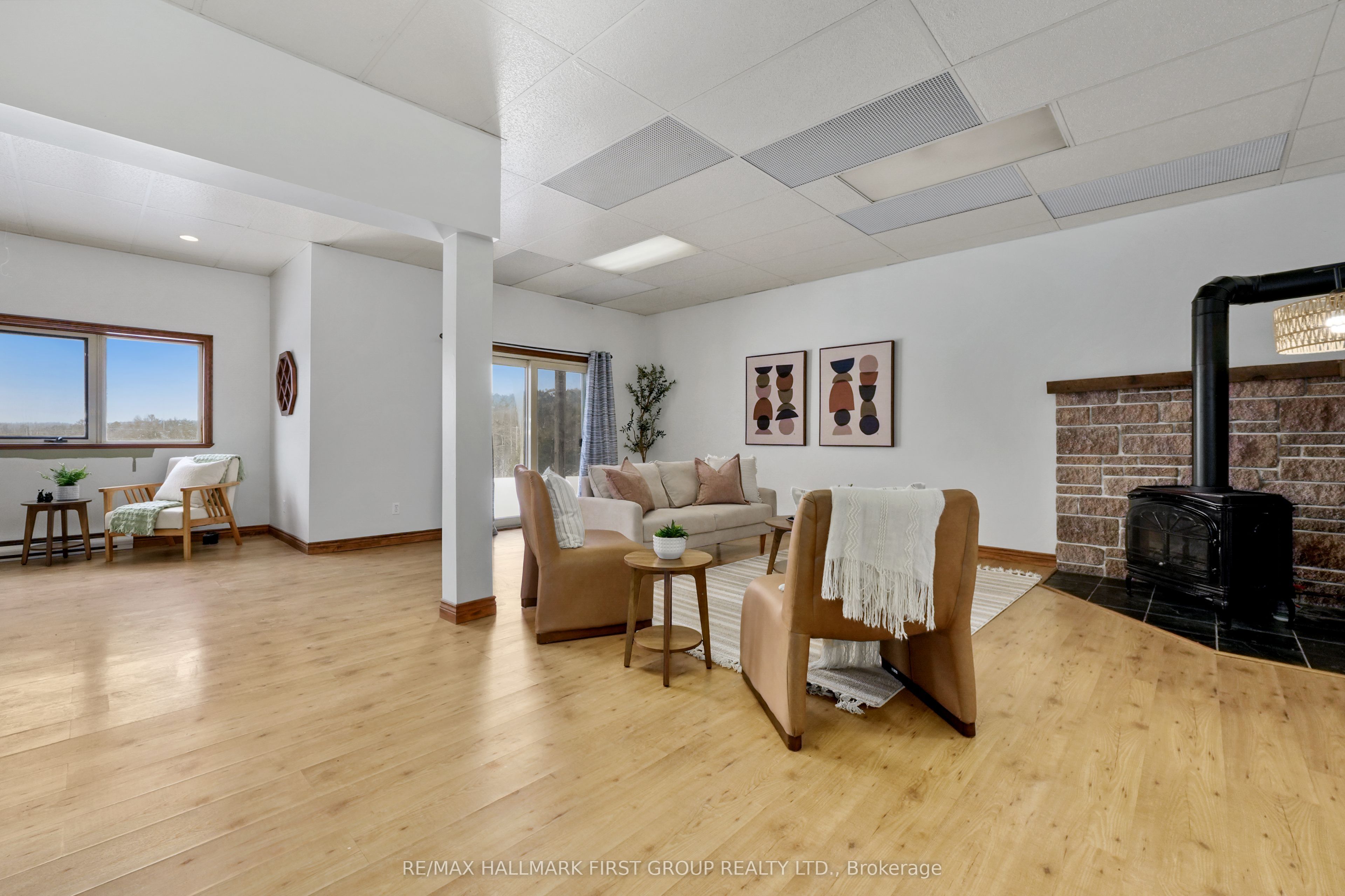 110 Davis Road Property Photo 36