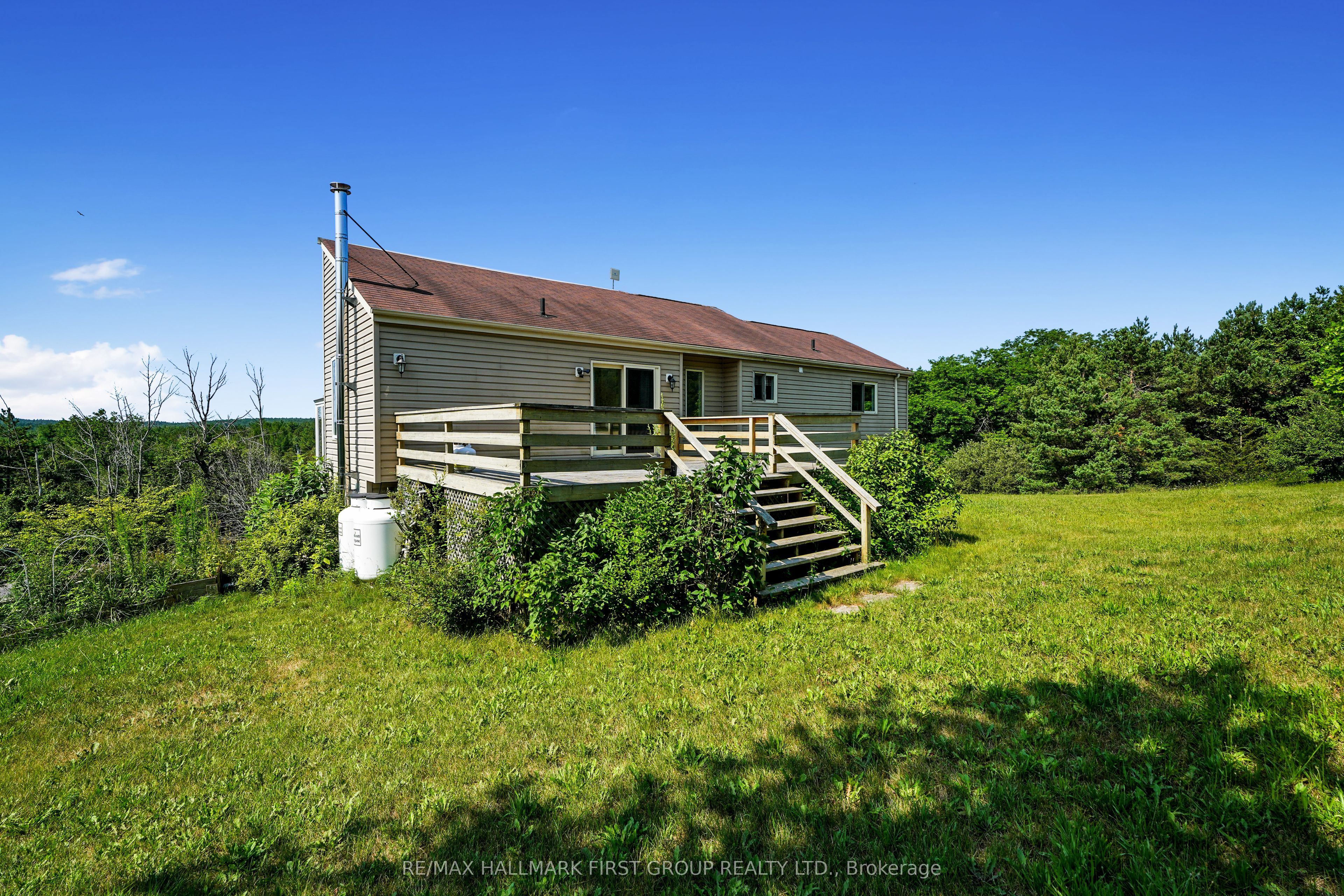 110 Davis Road Property Photo 42
