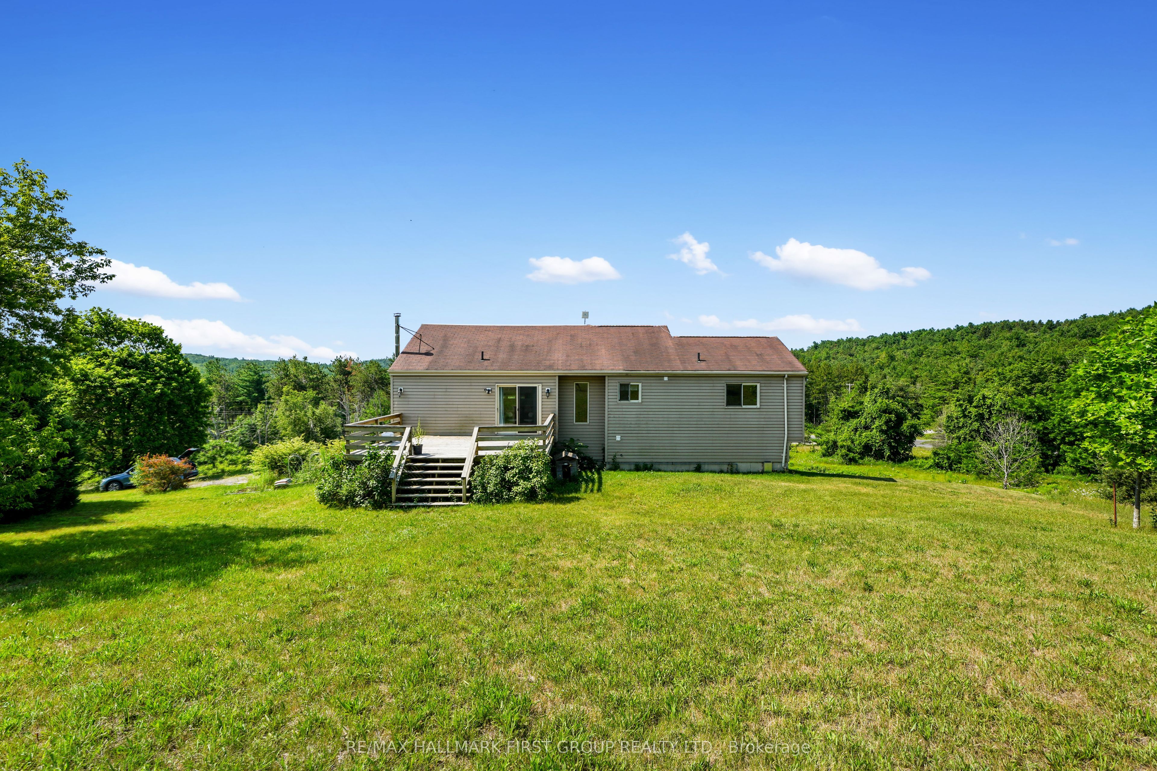 110 Davis Road Property Photo 43