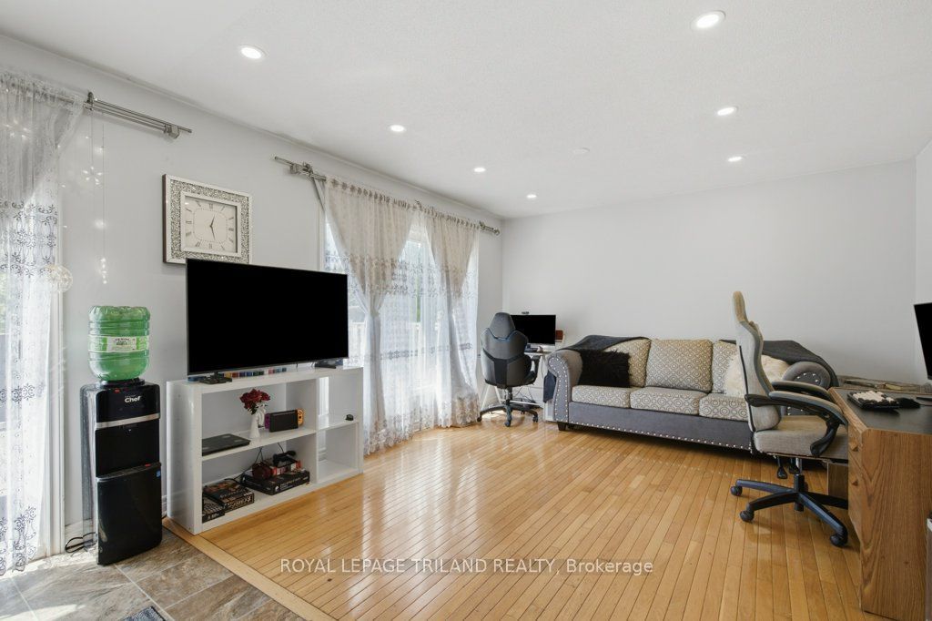 270 South Leaksdale Circle Property Photo 19