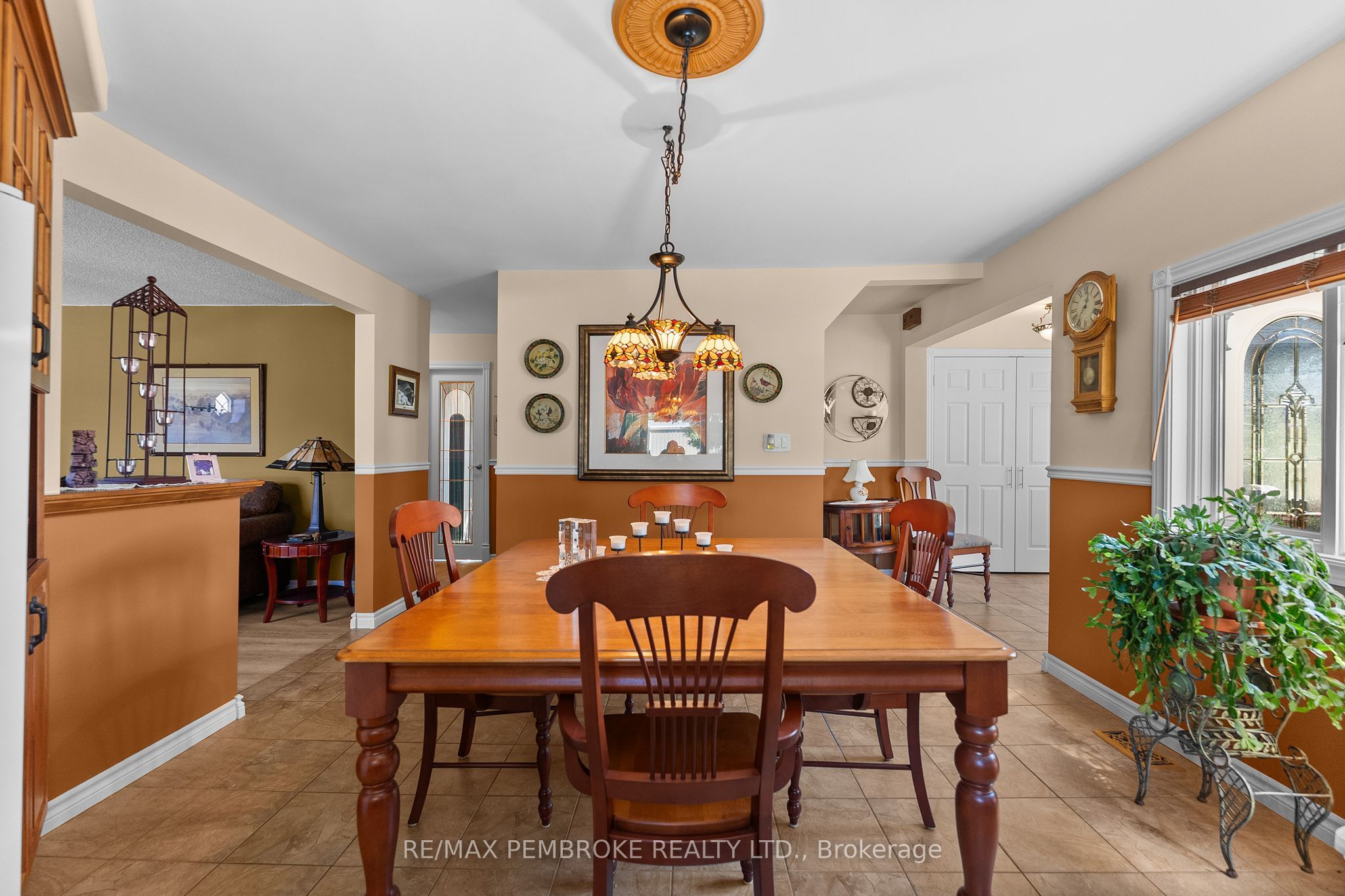 1315 Blakely Crescent W Property Photo 12