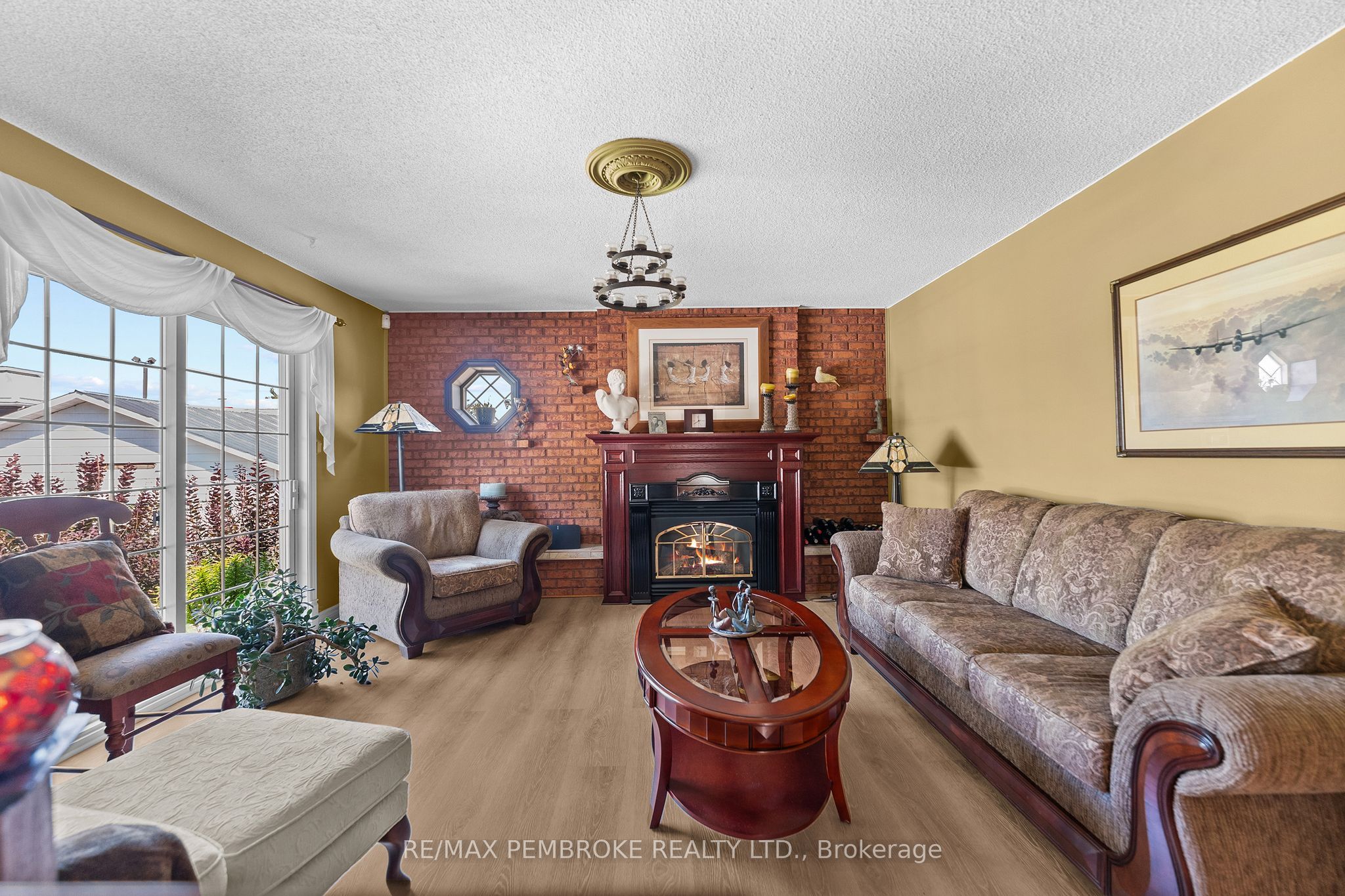 1315 Blakely Crescent W Property Photo 13
