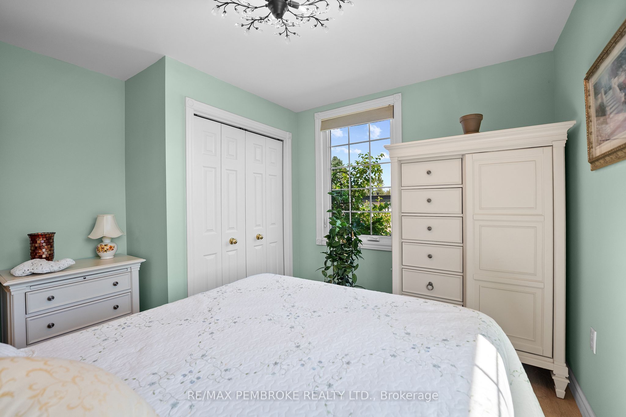 1315 Blakely Crescent W Property Photo 17