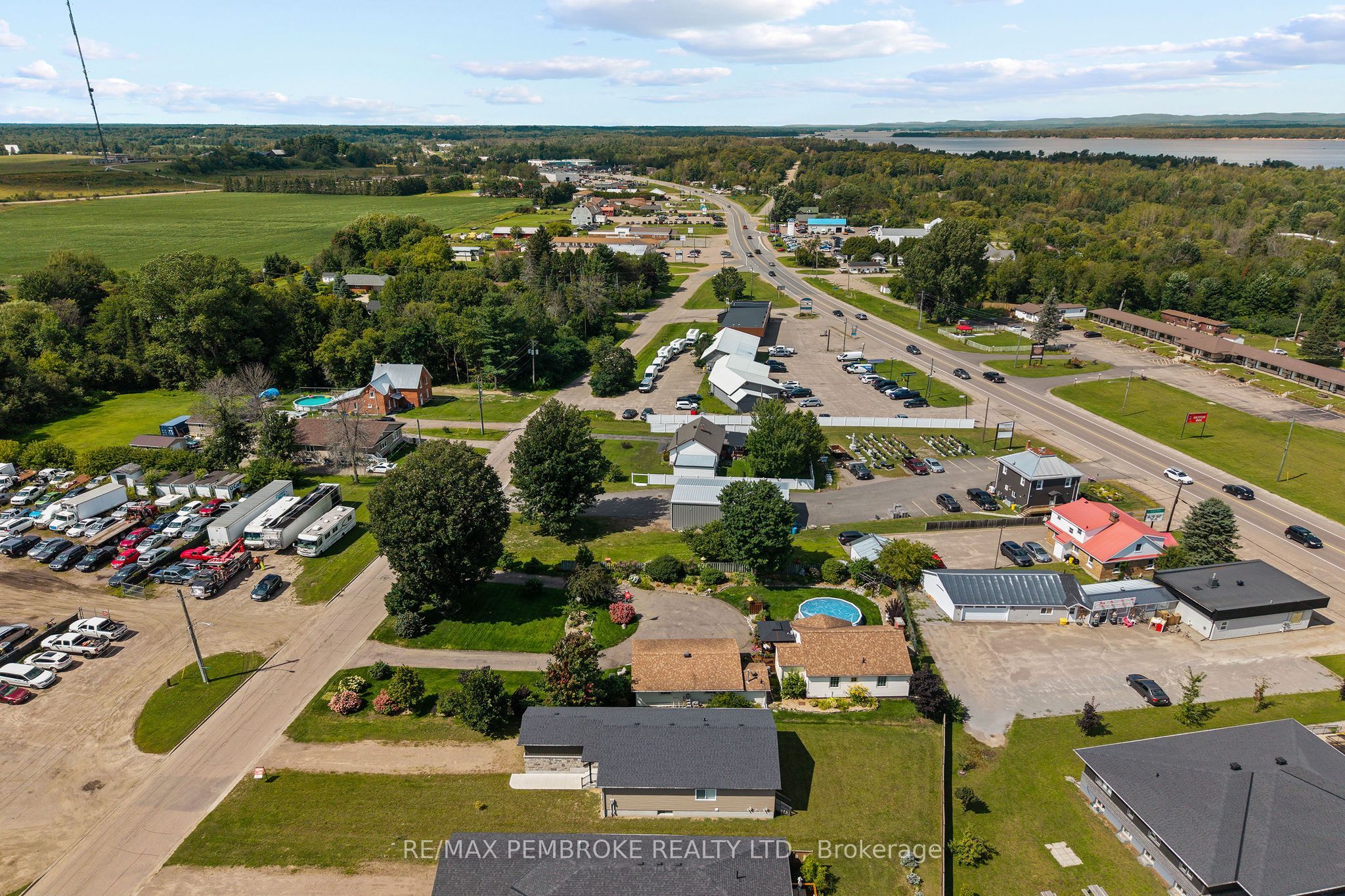 1315 Blakely Crescent W Property Photo 43