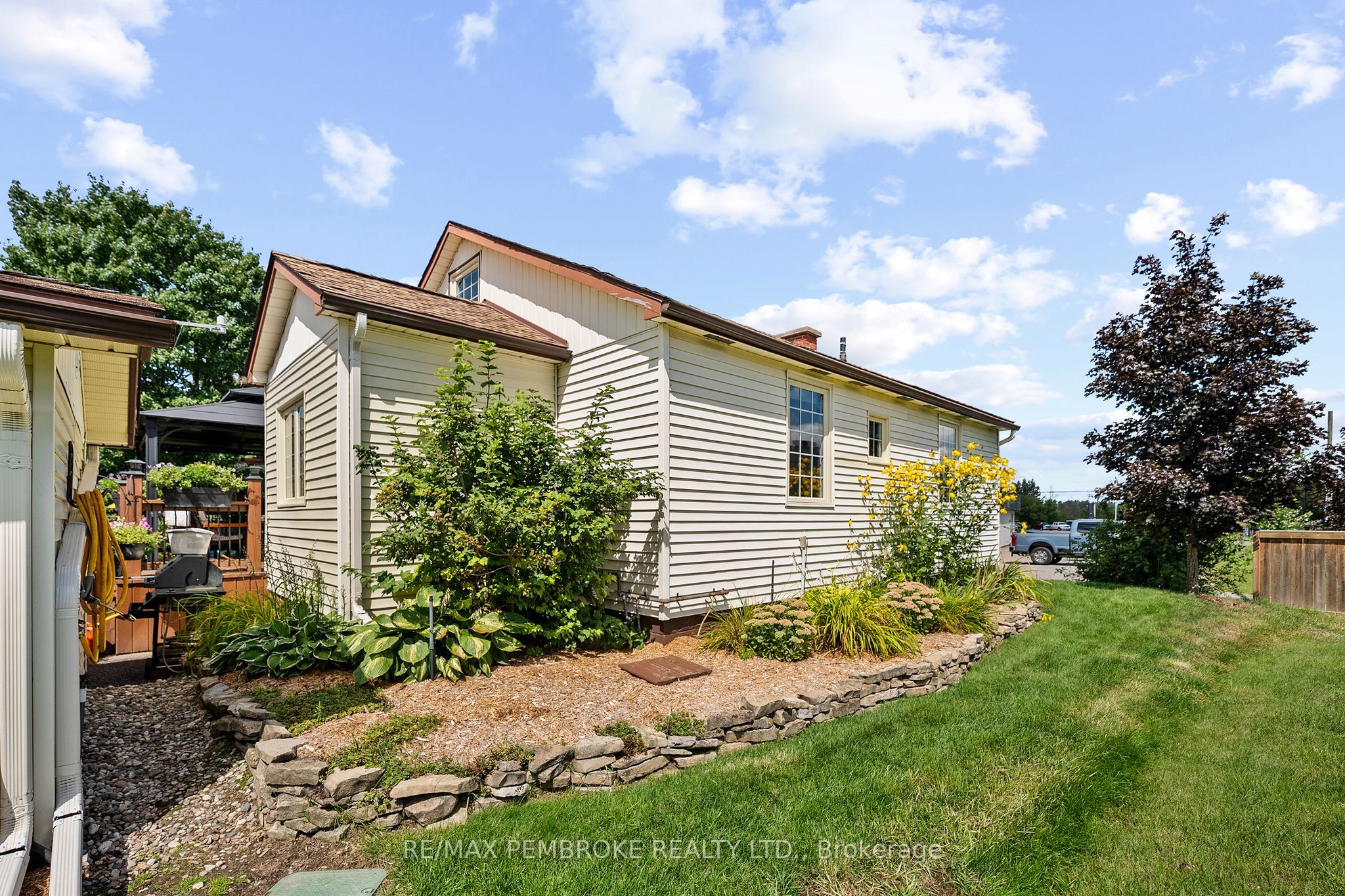 1315 Blakely Crescent W Property Photo 48