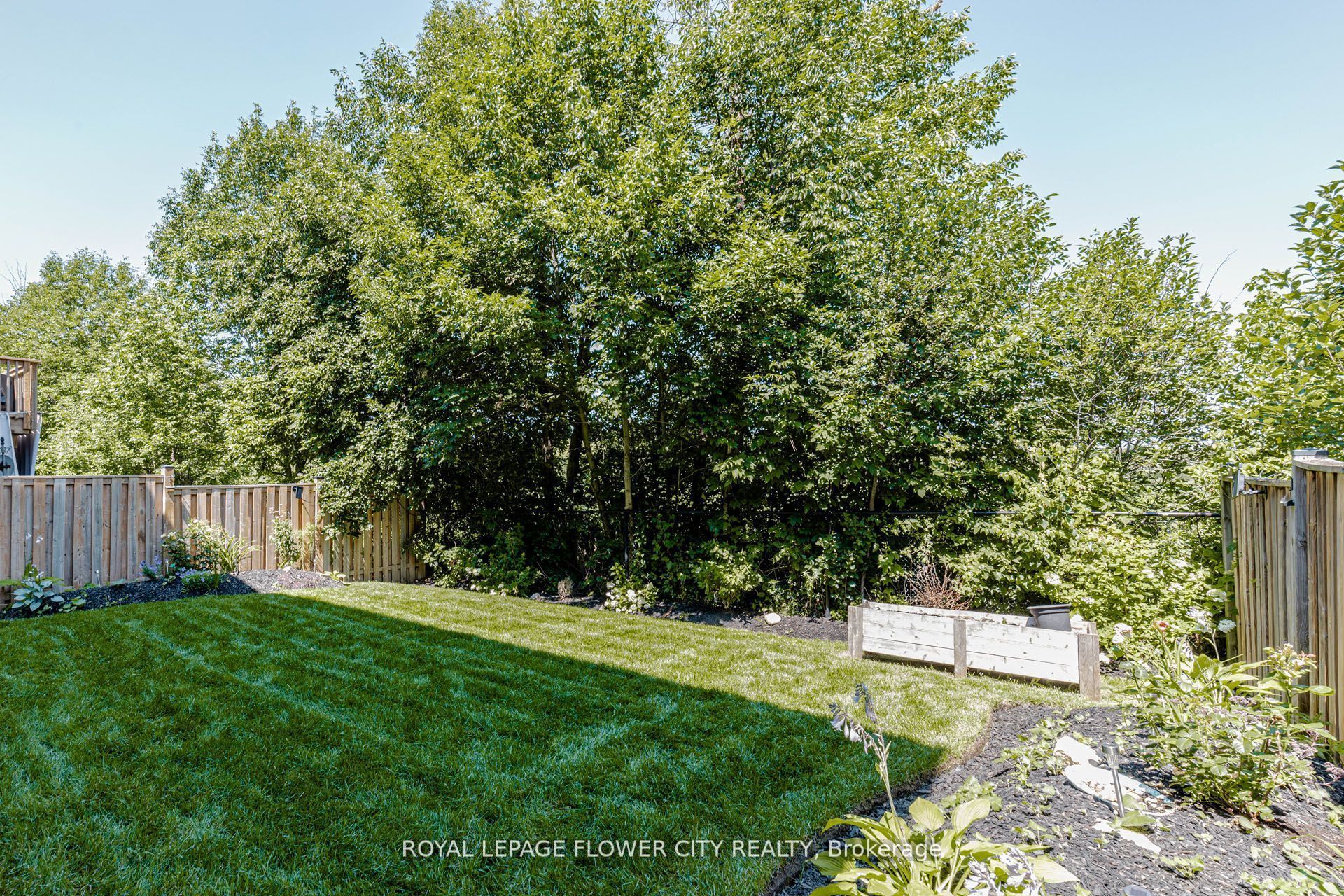 944 O'reilly Crescent Property Photo 33