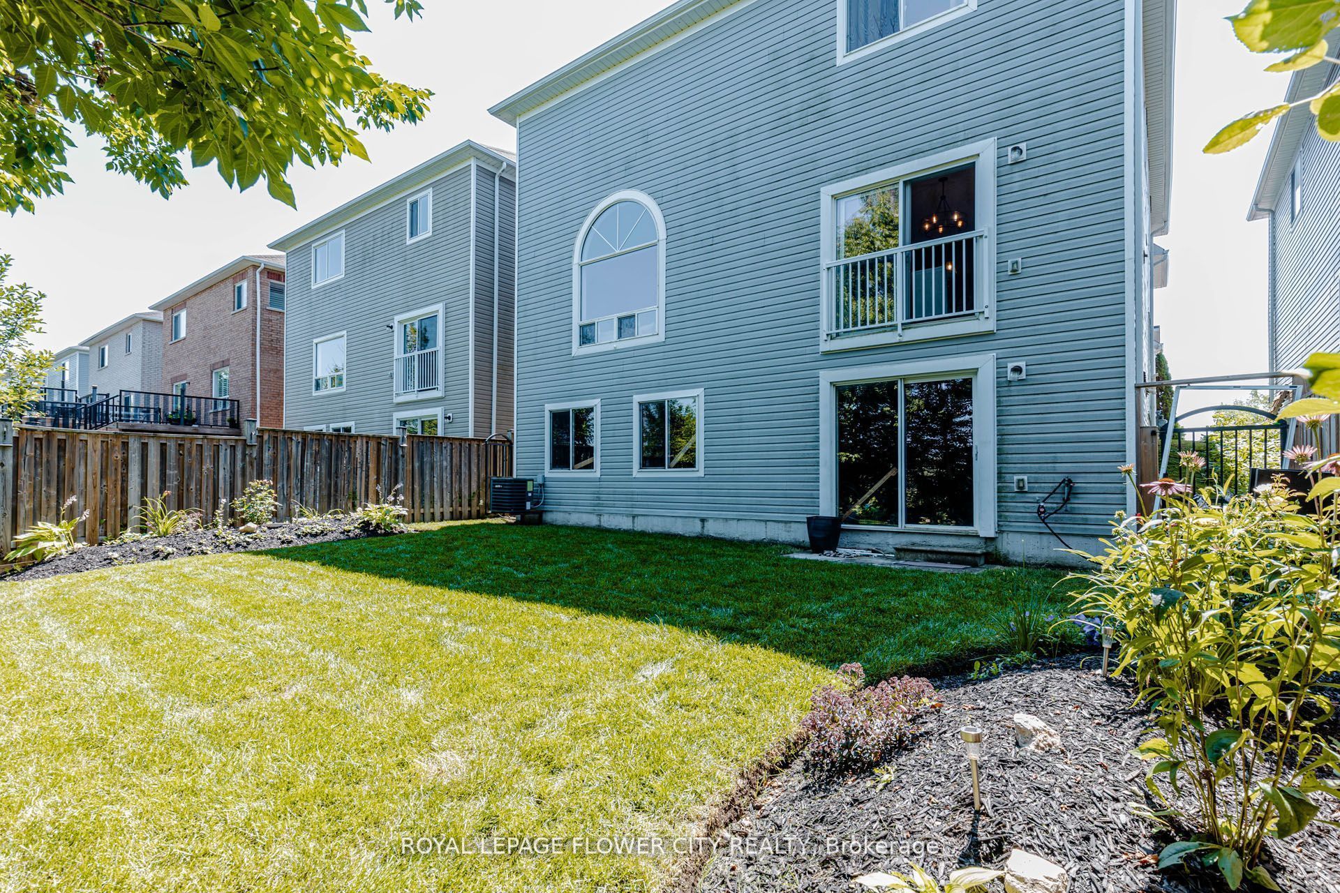 944 O'reilly Crescent Property Photo 35