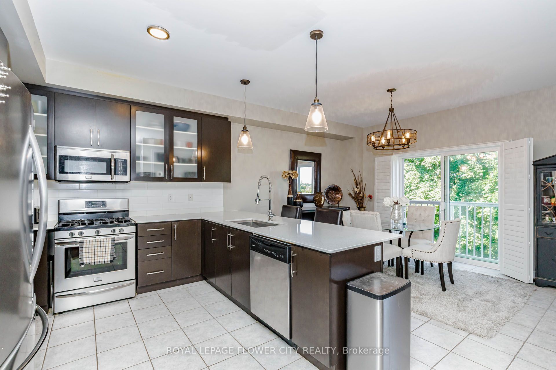 944 O'reilly Crescent Property Photo 10