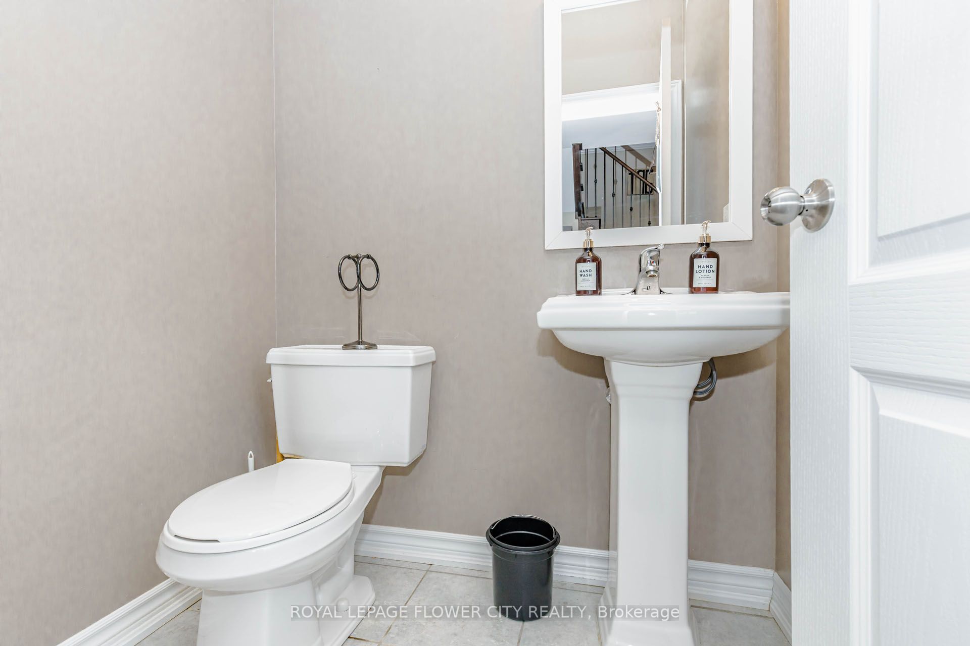 944 O'reilly Crescent Property Photo 20