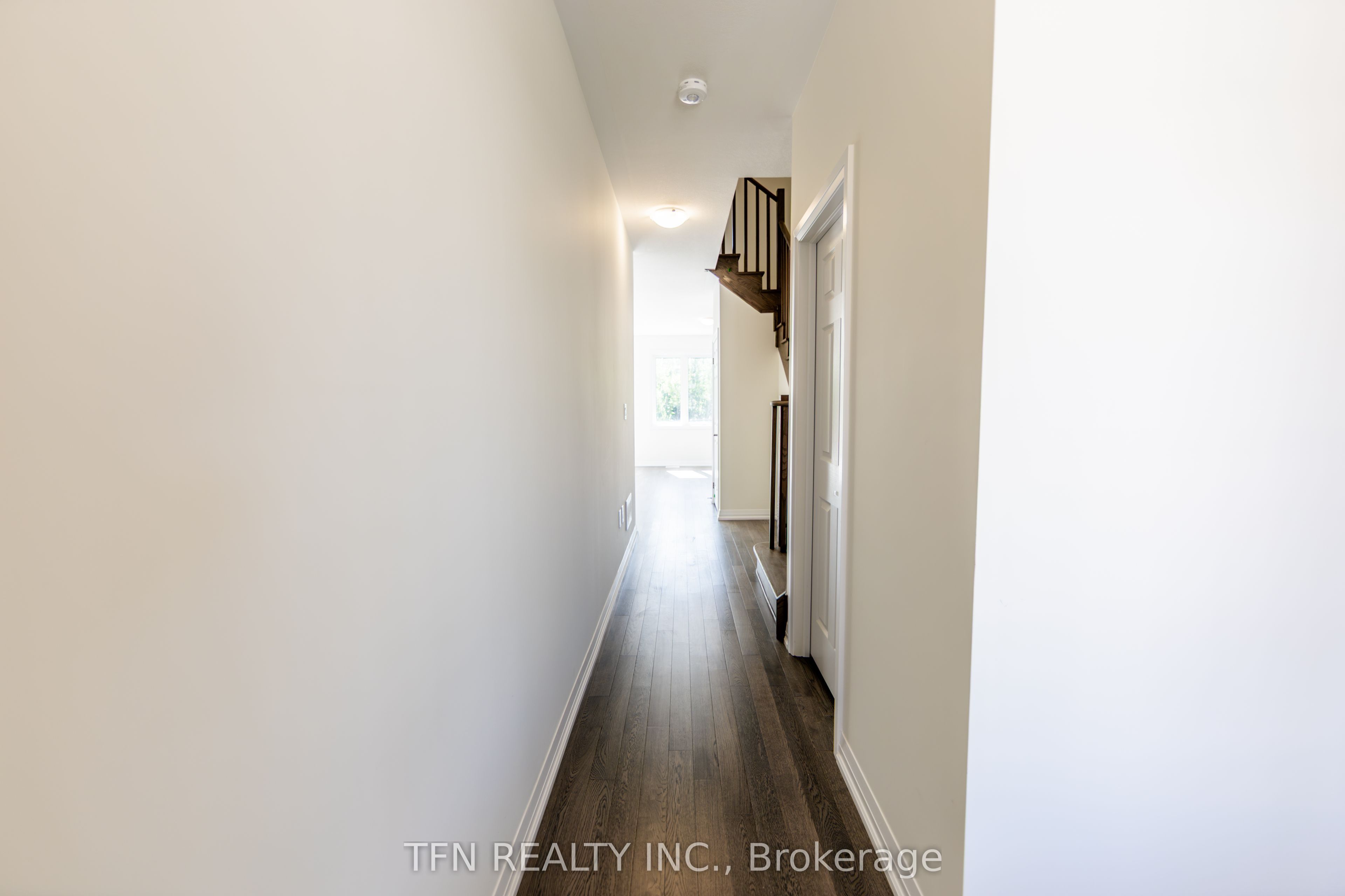 385 Starlight Avenue Property Photo 14
