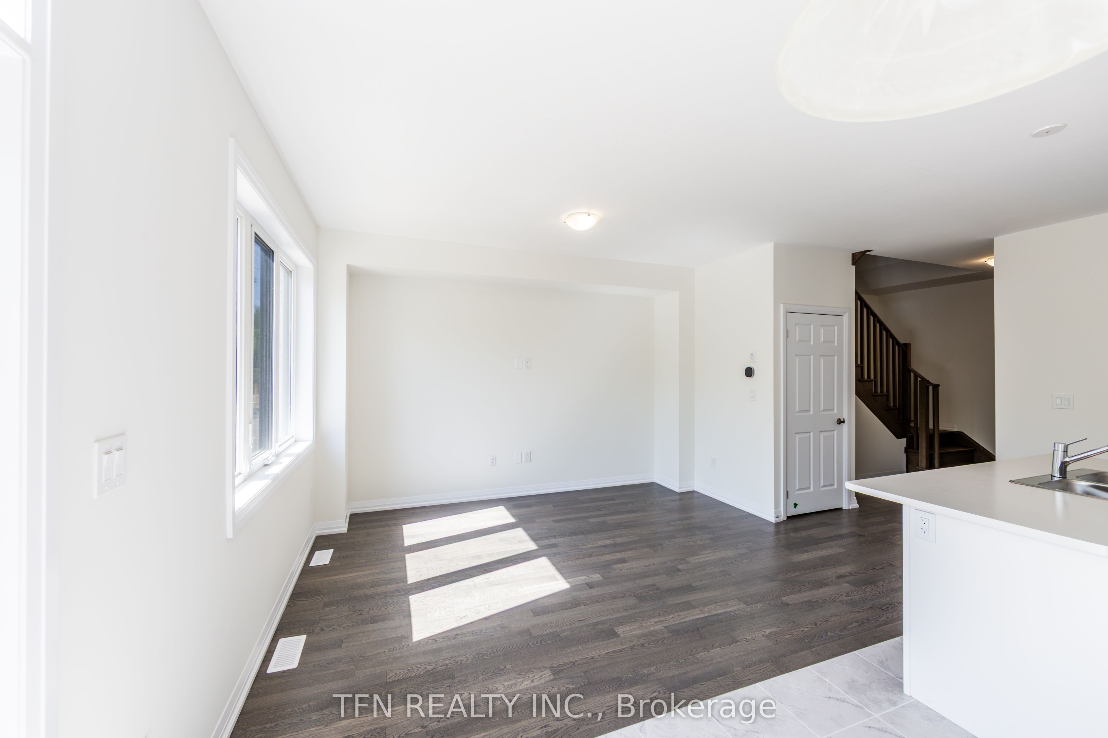 385 Starlight Avenue Property Photo 19