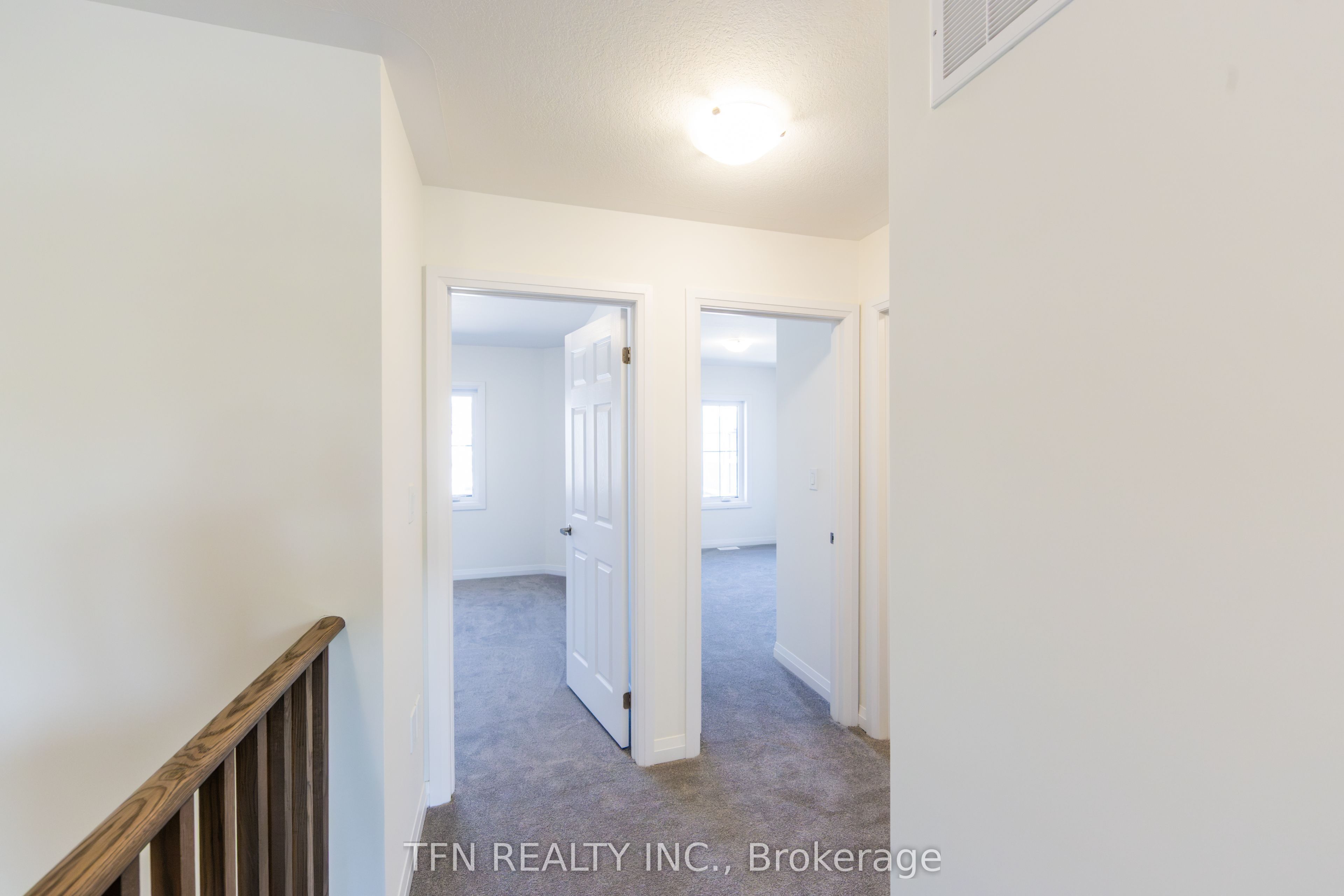 385 Starlight Avenue Property Photo 28