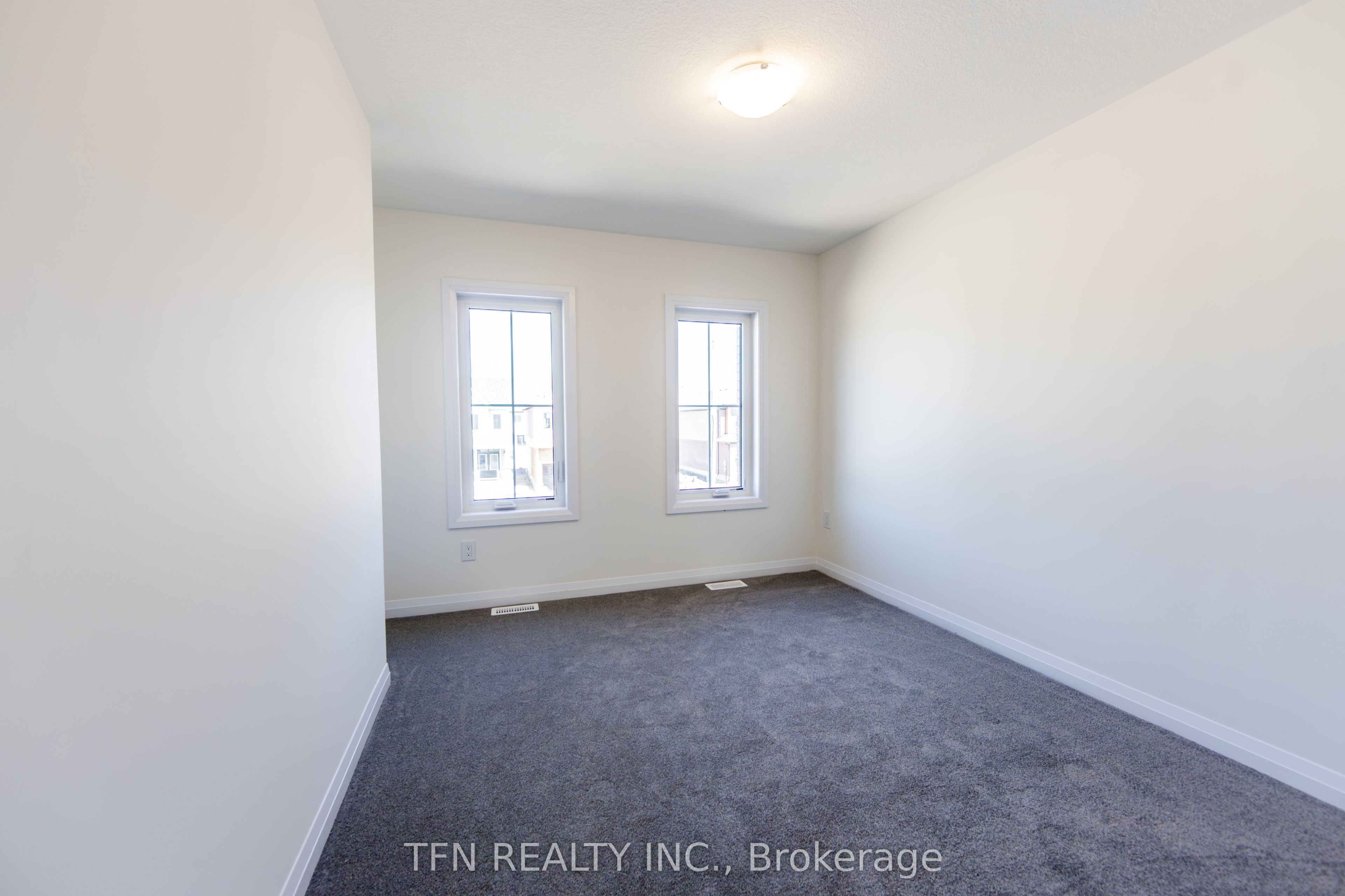 385 Starlight Avenue Property Photo 45