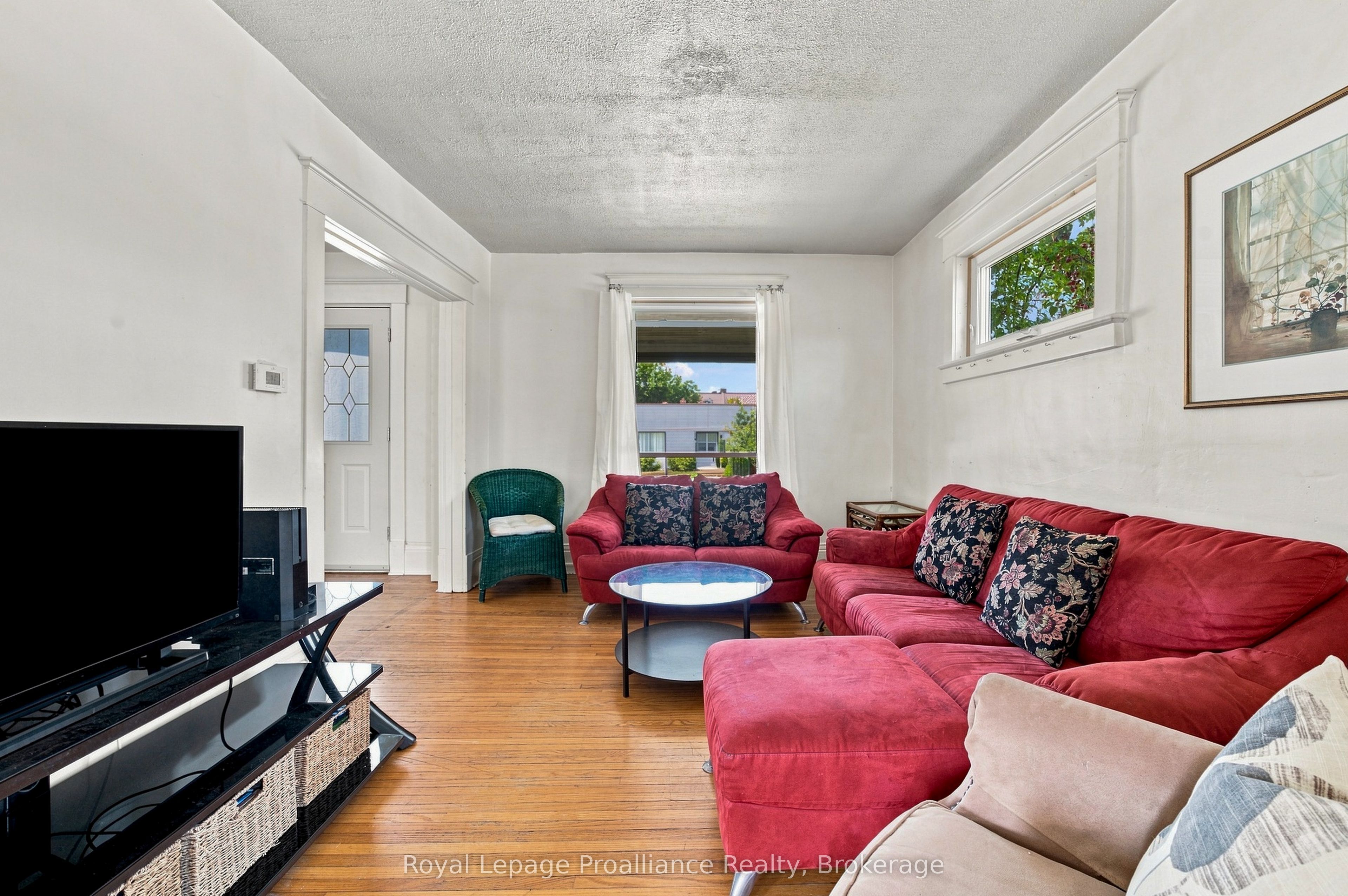 135 Mcgill Street Property Photo 8