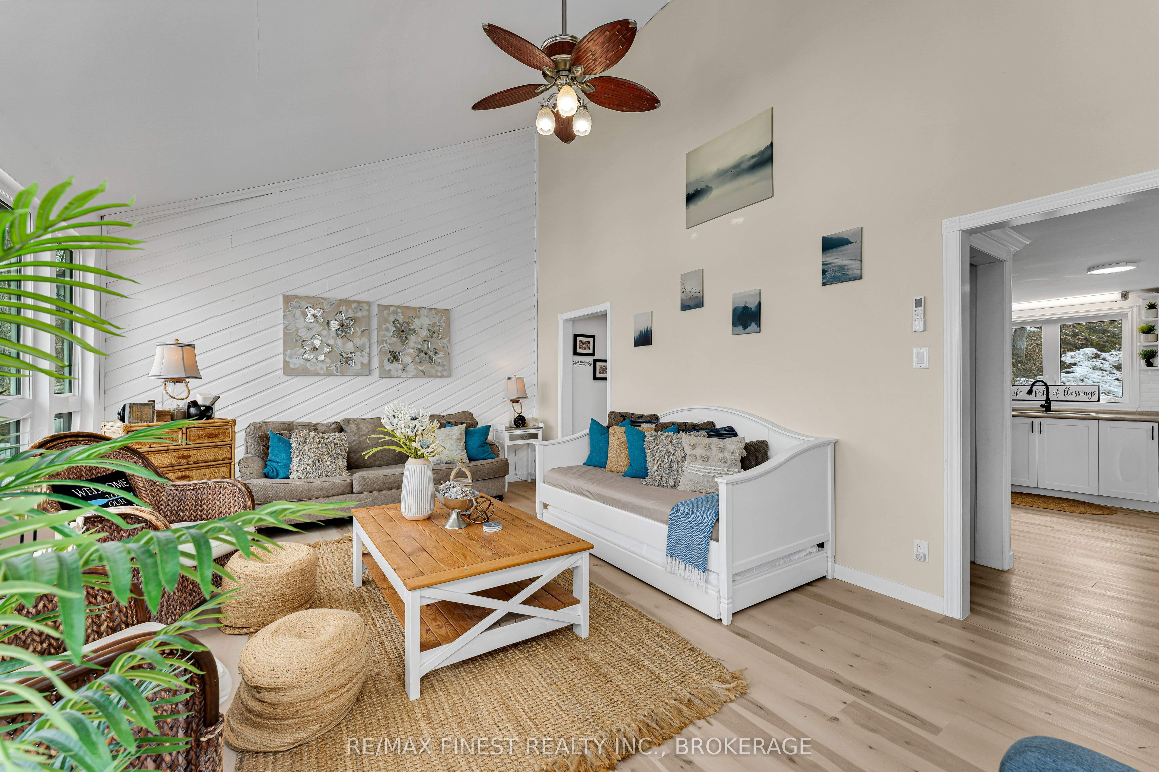 1066 Mountvale Point Road Property Photo 7