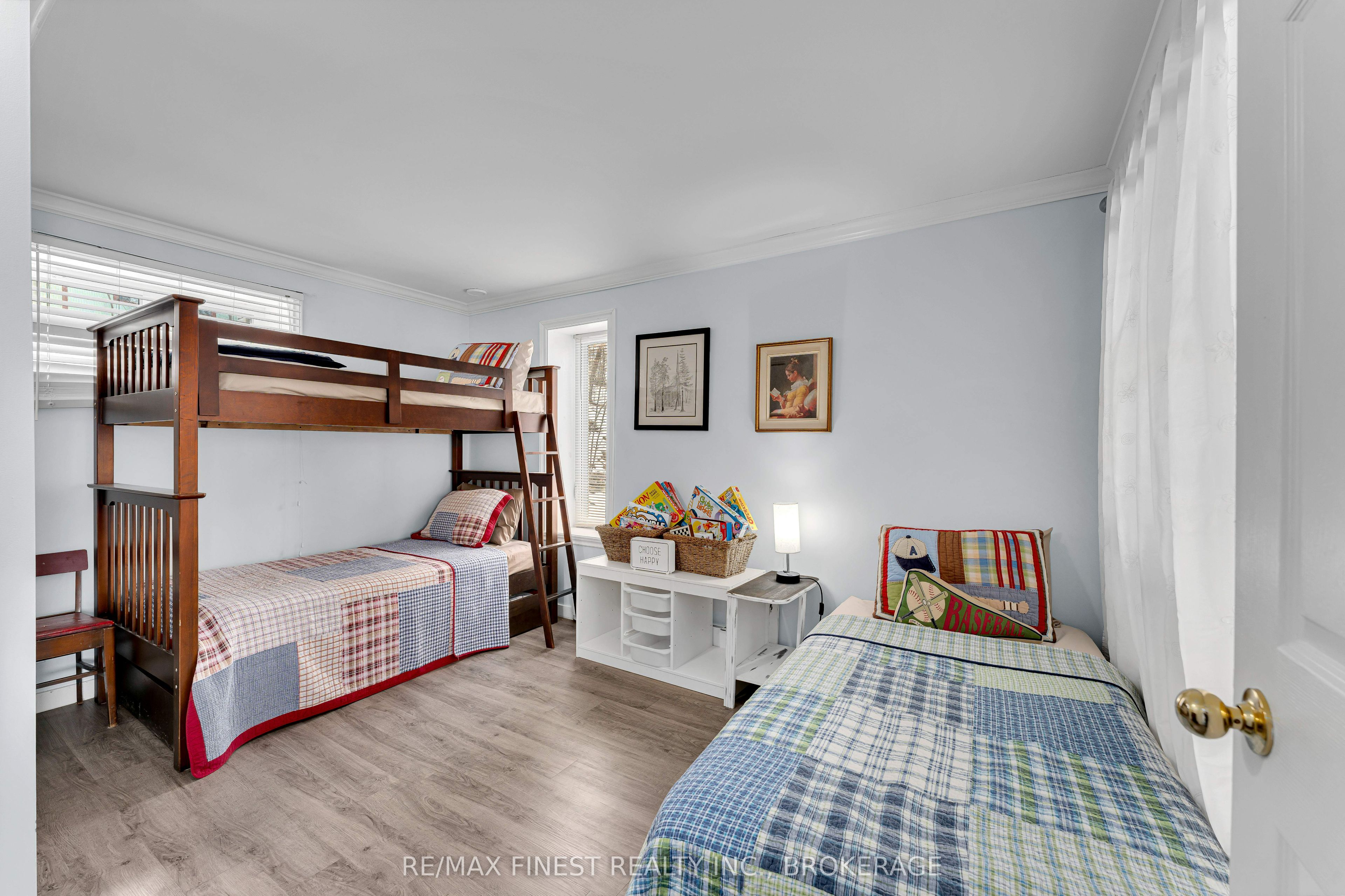 1066 Mountvale Point Road Property Photo 14
